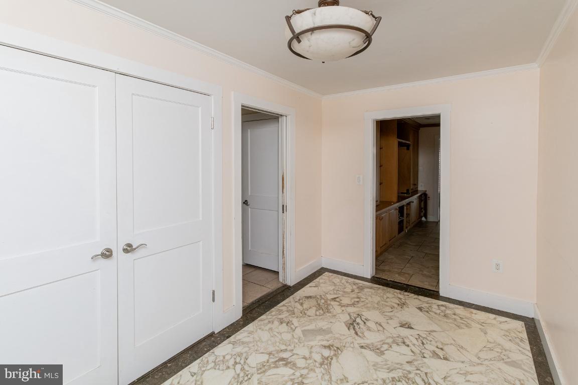 Real estate listing preview #11