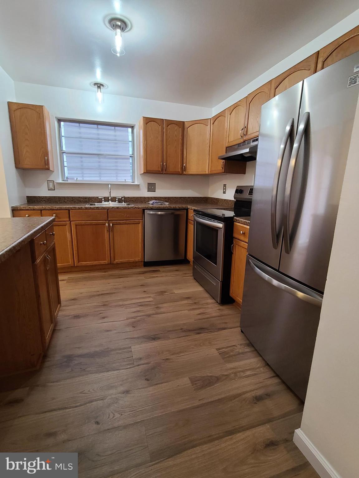 Real estate listing preview #6