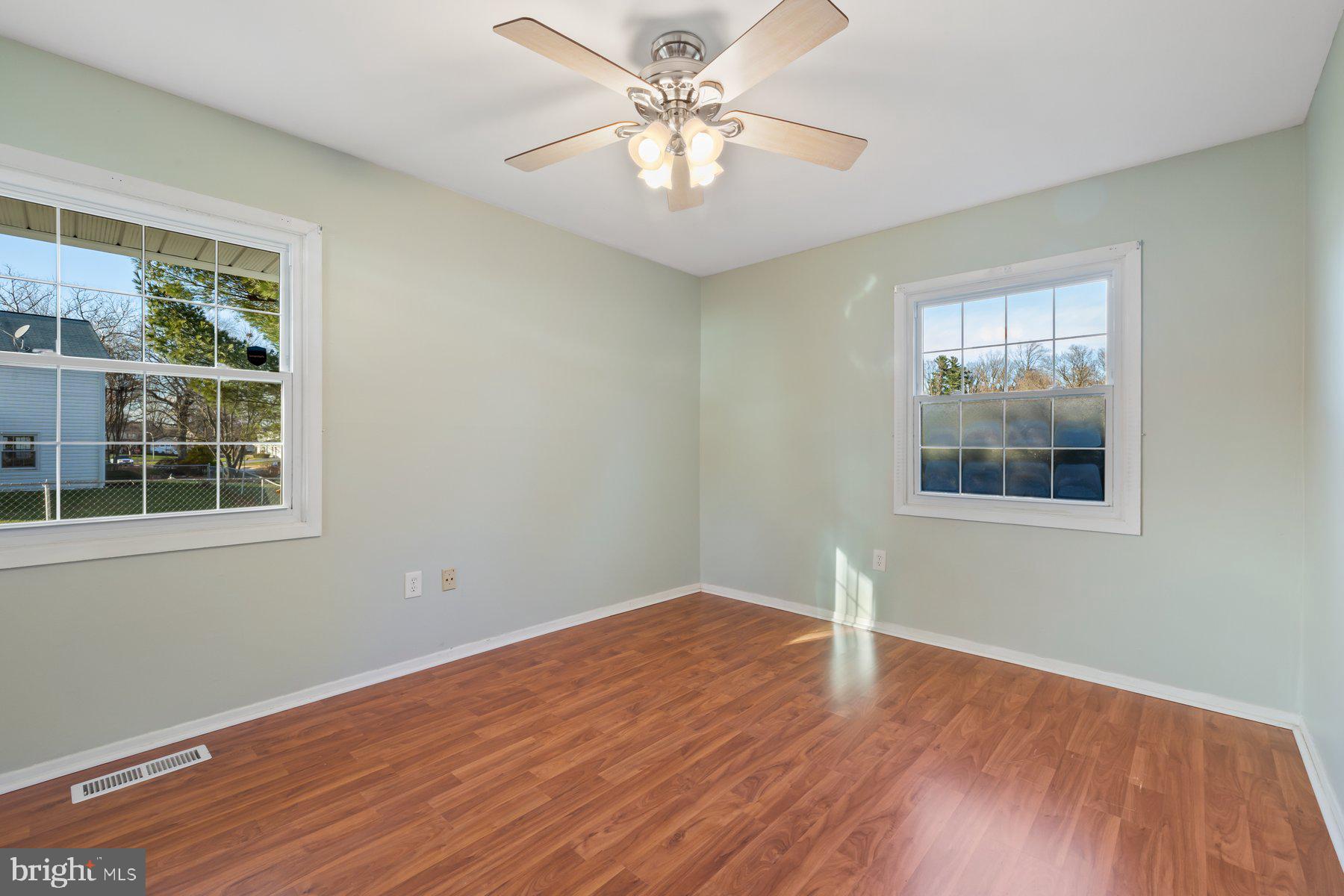 Real estate listing preview #27