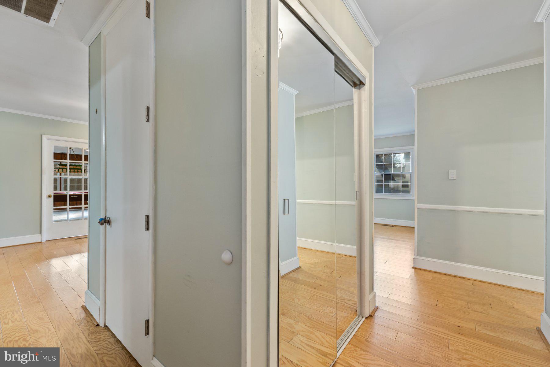 Real estate listing preview #3