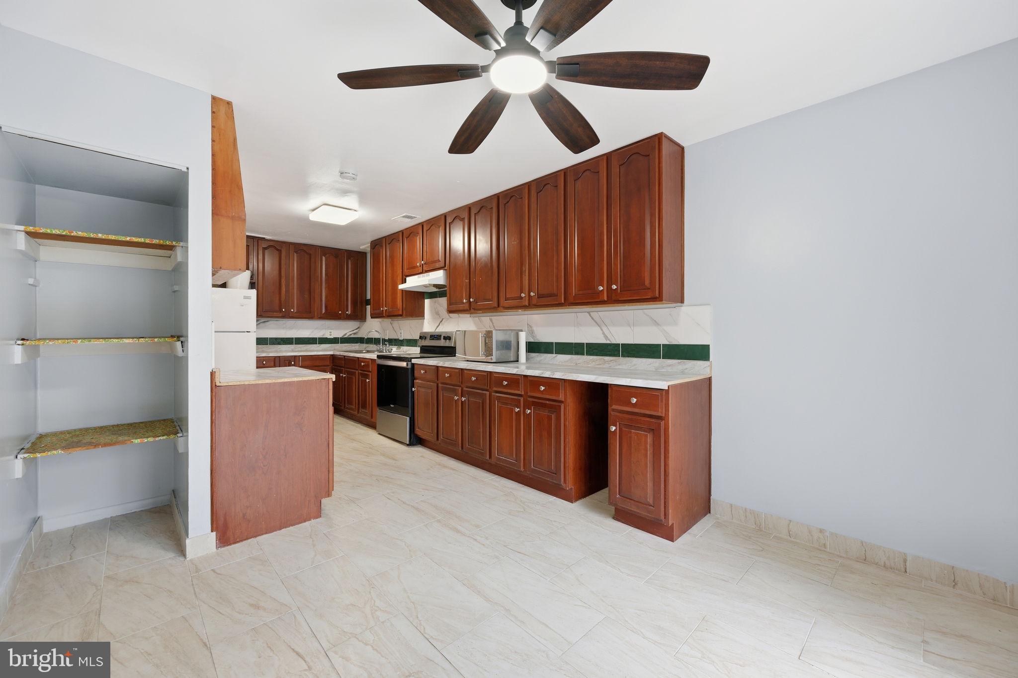 Real estate listing preview #5