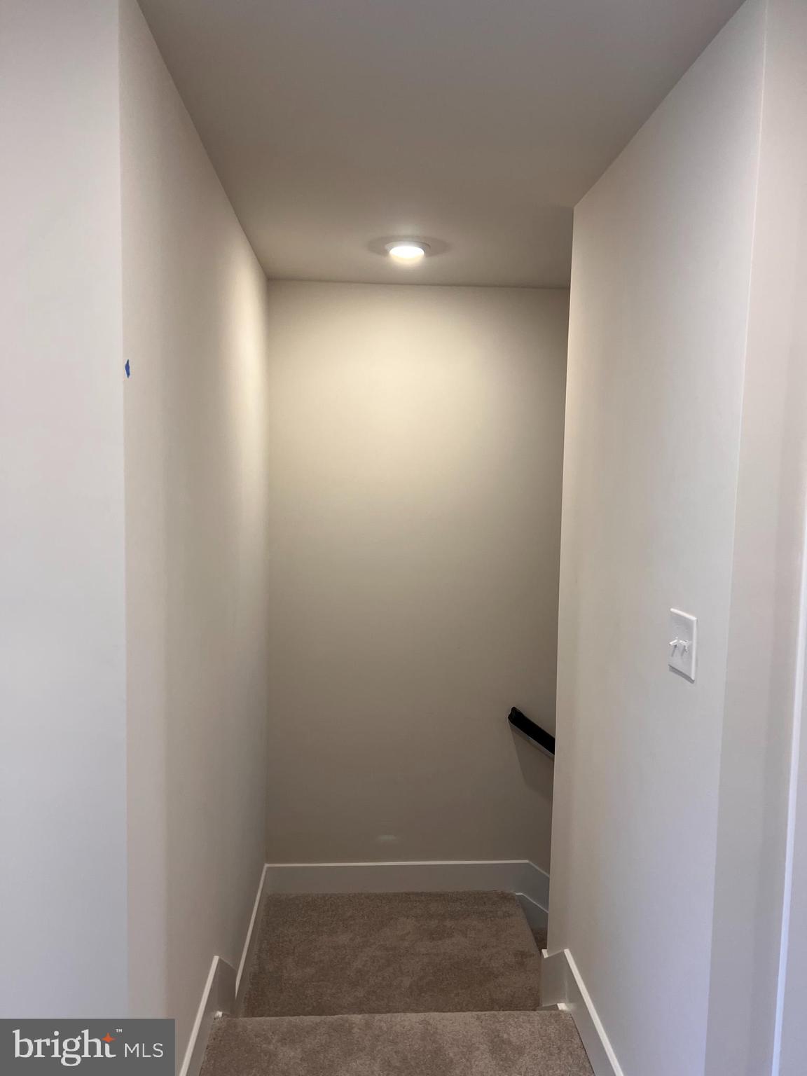 Real estate listing preview #14