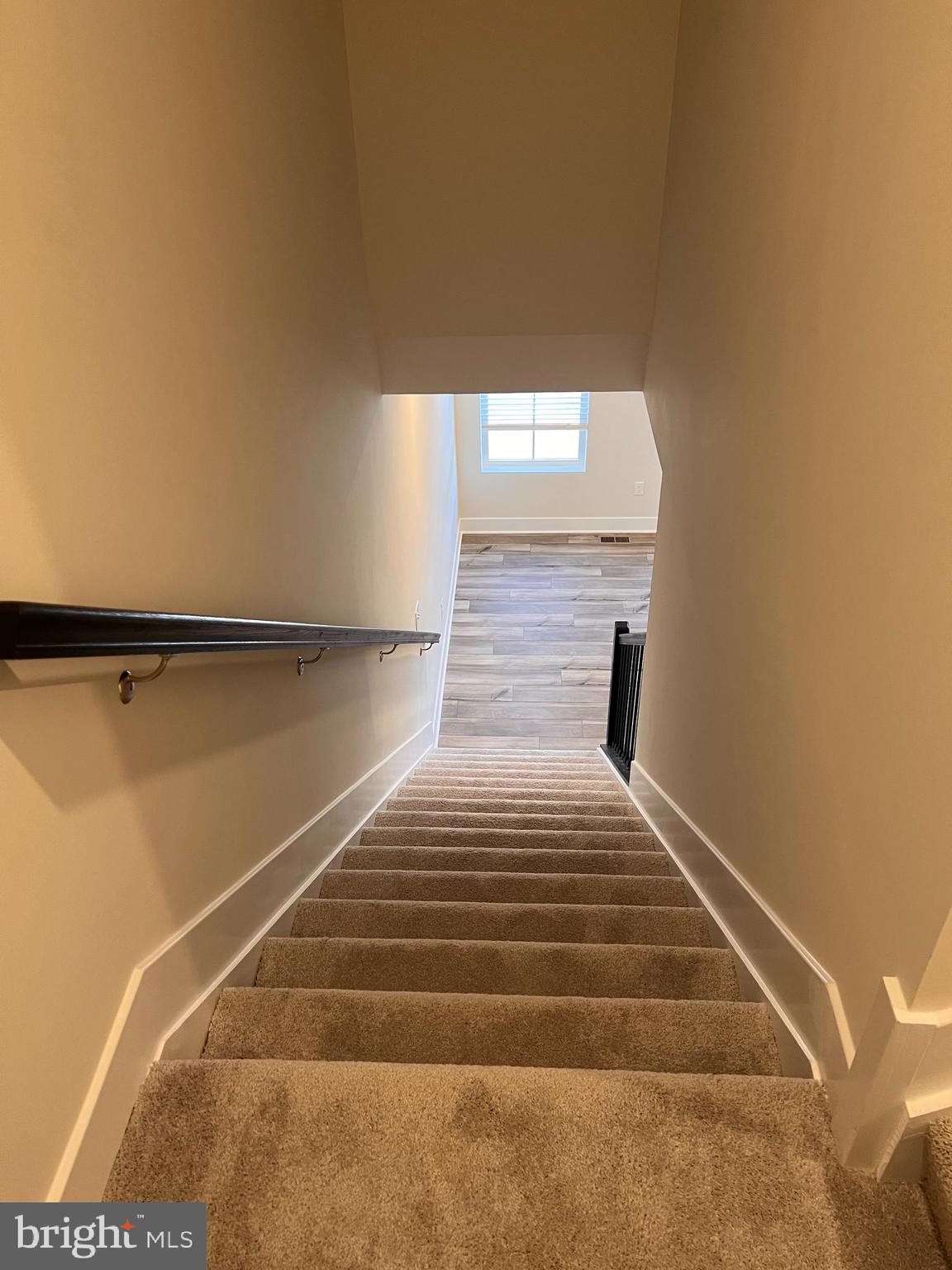 Real estate listing preview #13