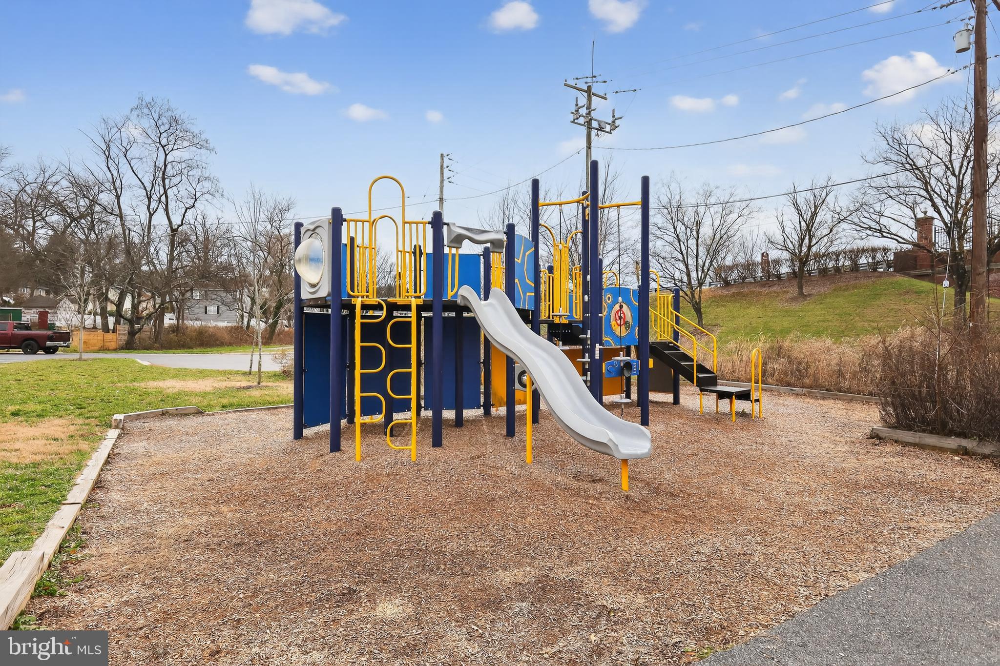 Real estate listing preview #30