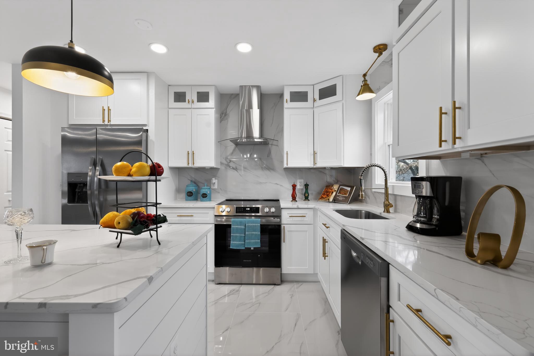 Real estate listing preview #5