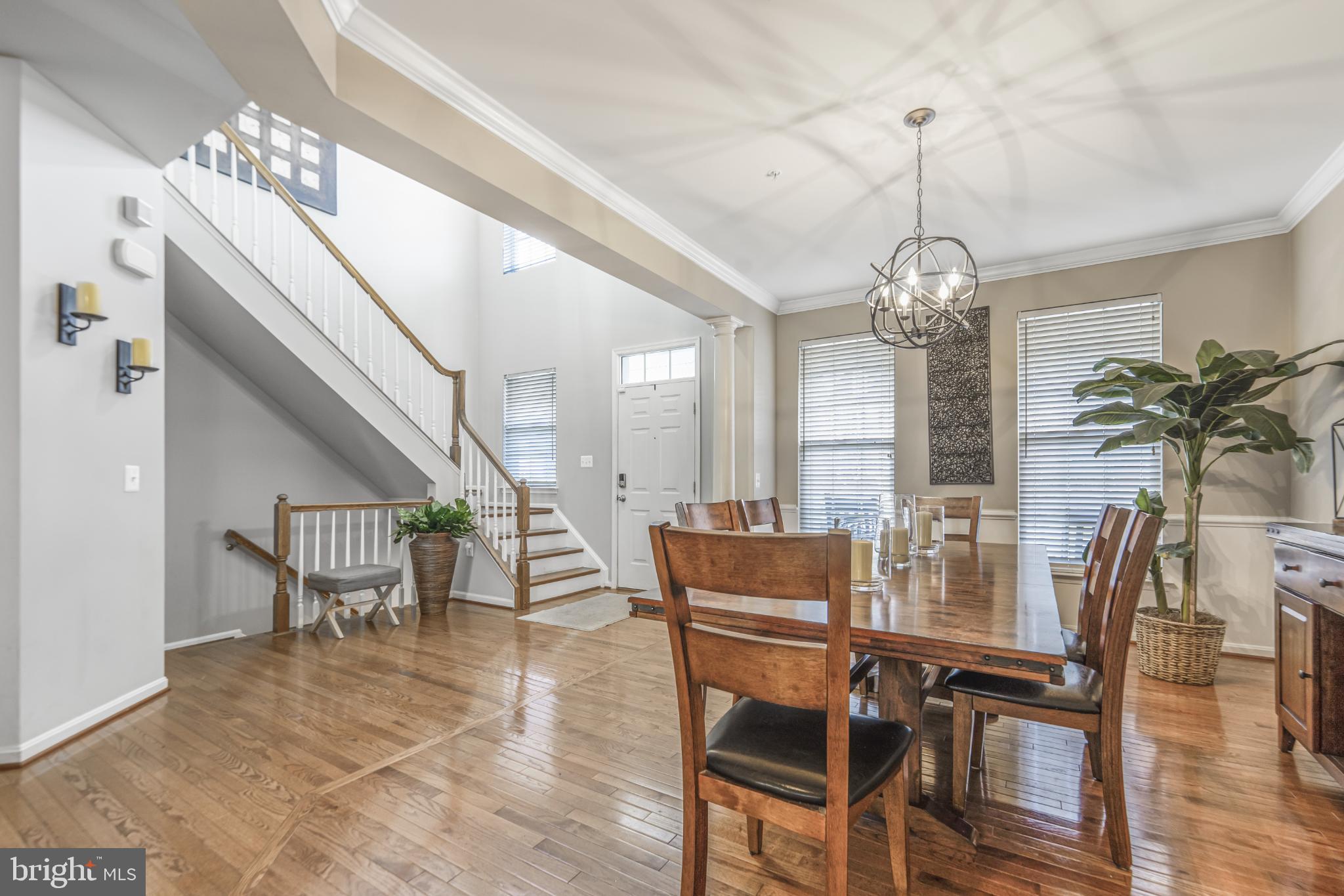 Real estate listing preview #6