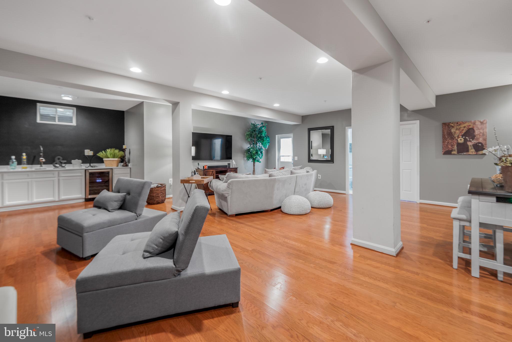 Real estate listing preview #36