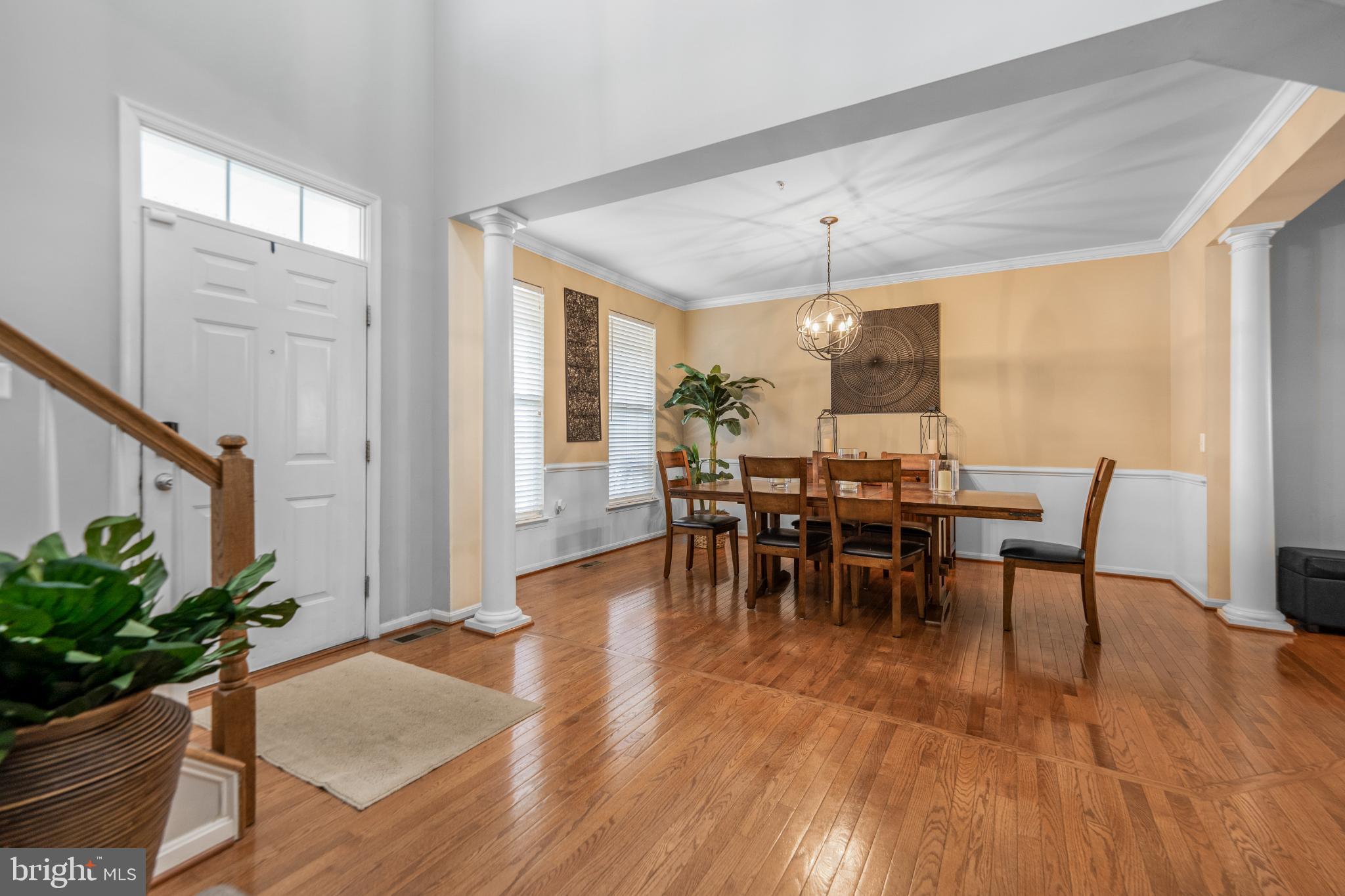 Real estate listing preview #4