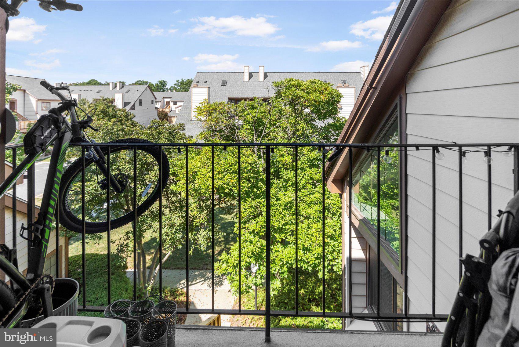 Real estate listing preview #15