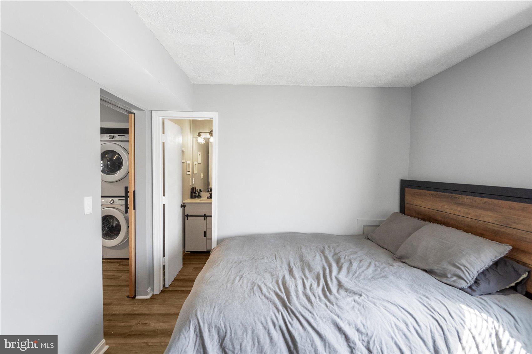 Real estate listing preview #22