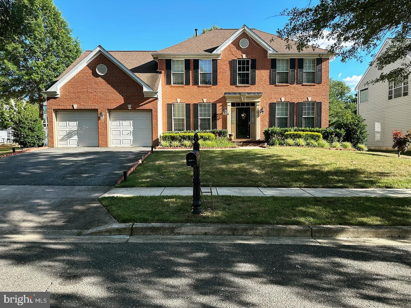 Real estate listing preview #1