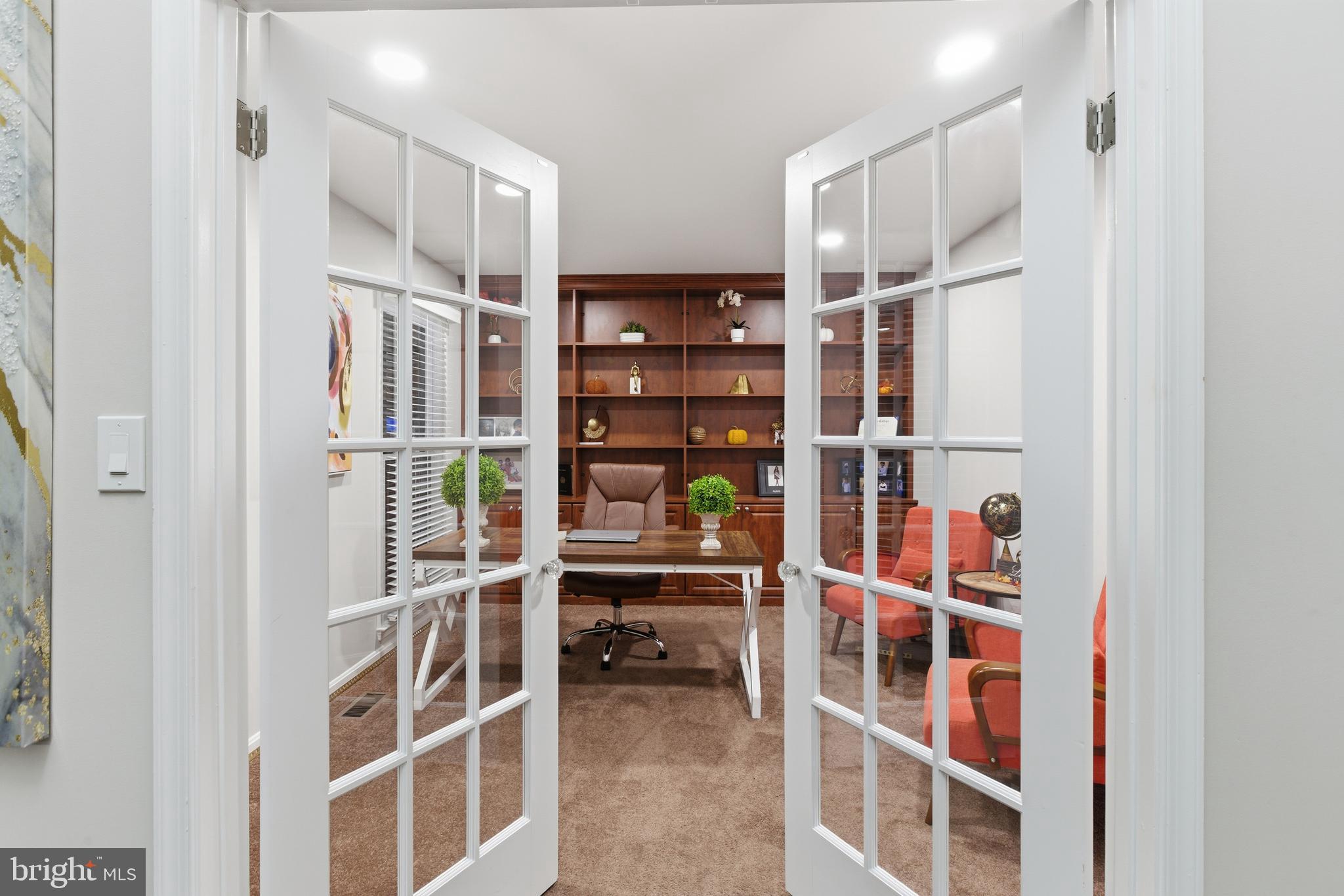 Real estate listing preview #6