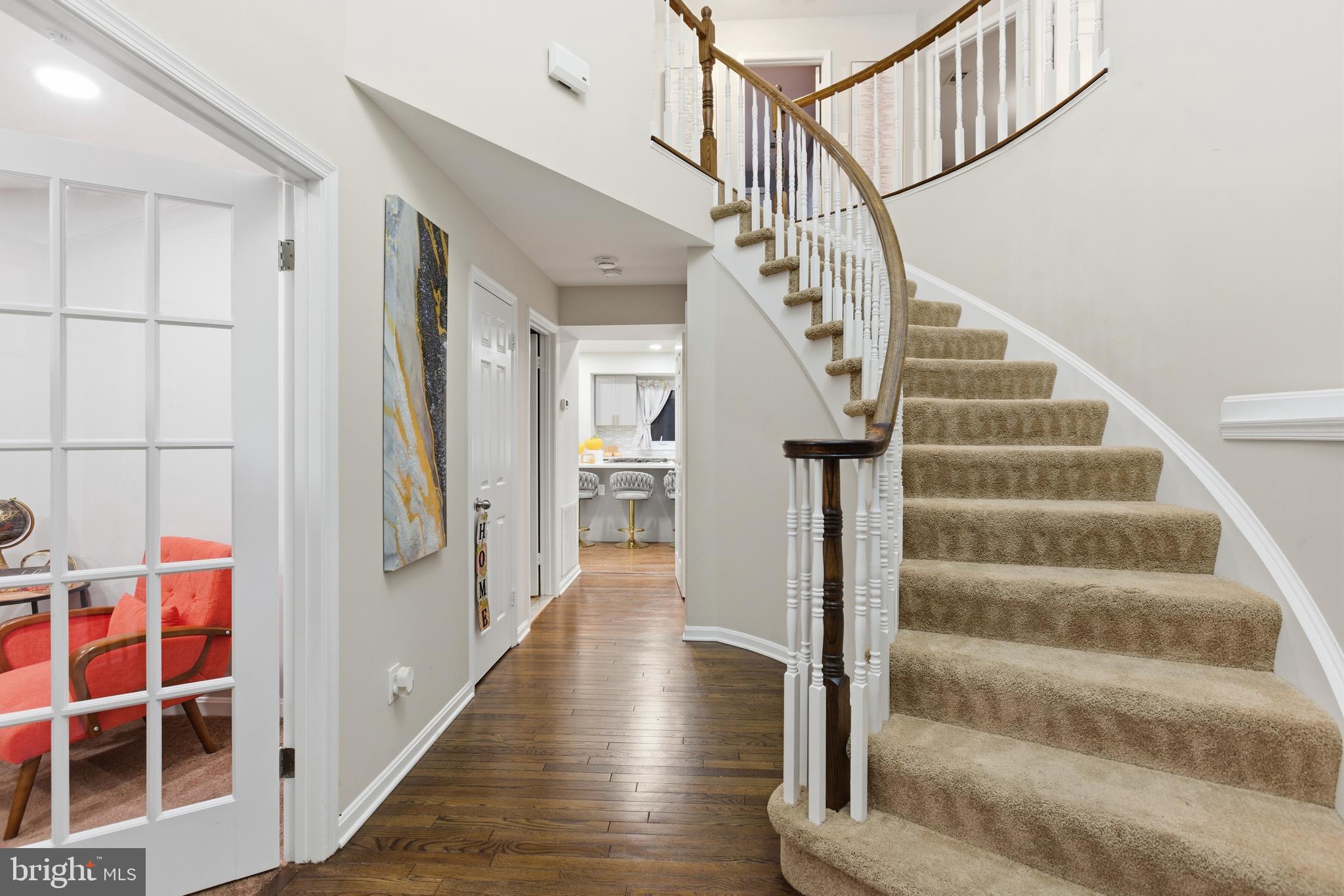 Real estate listing preview #5