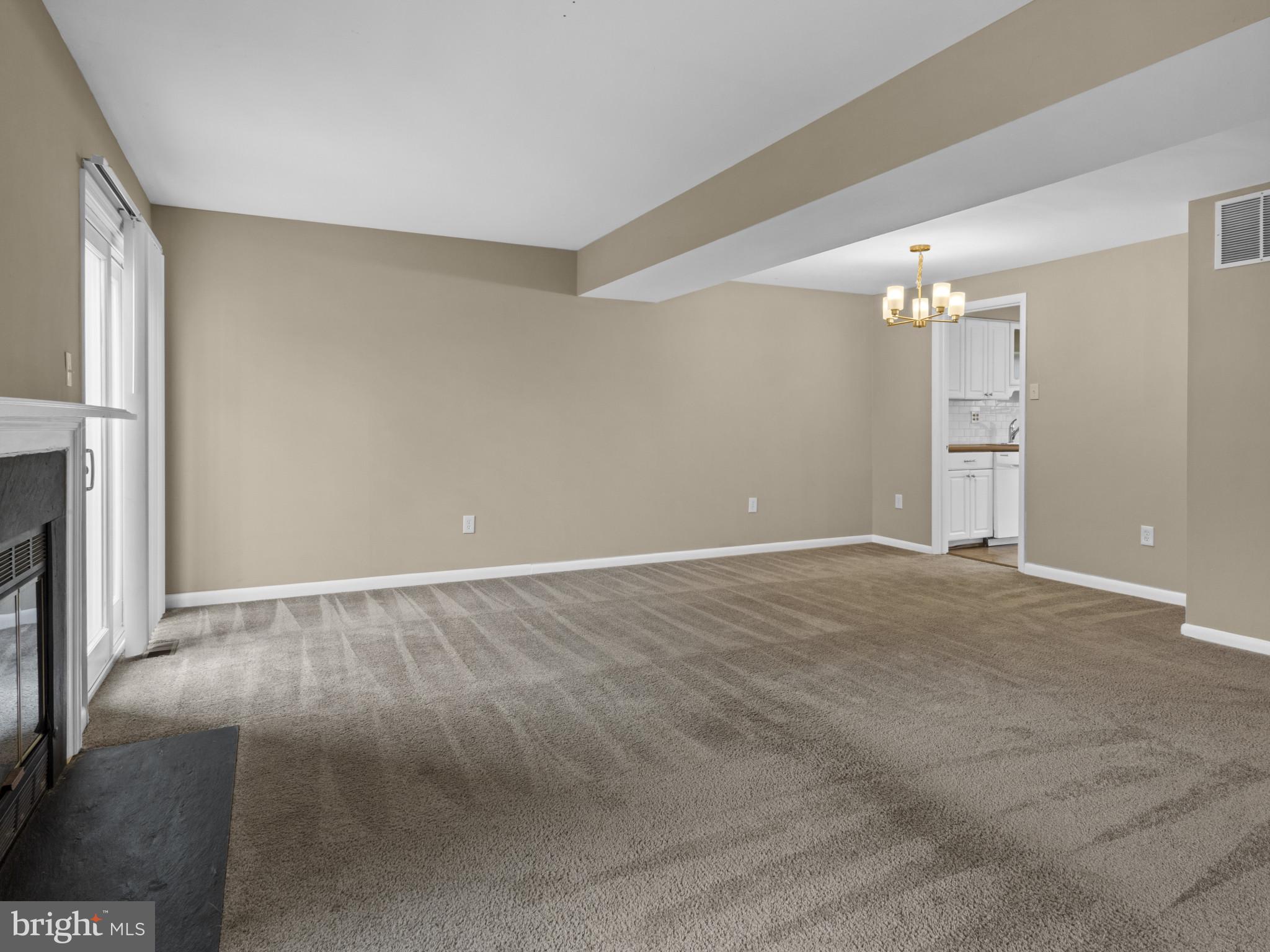 Real estate listing preview #9