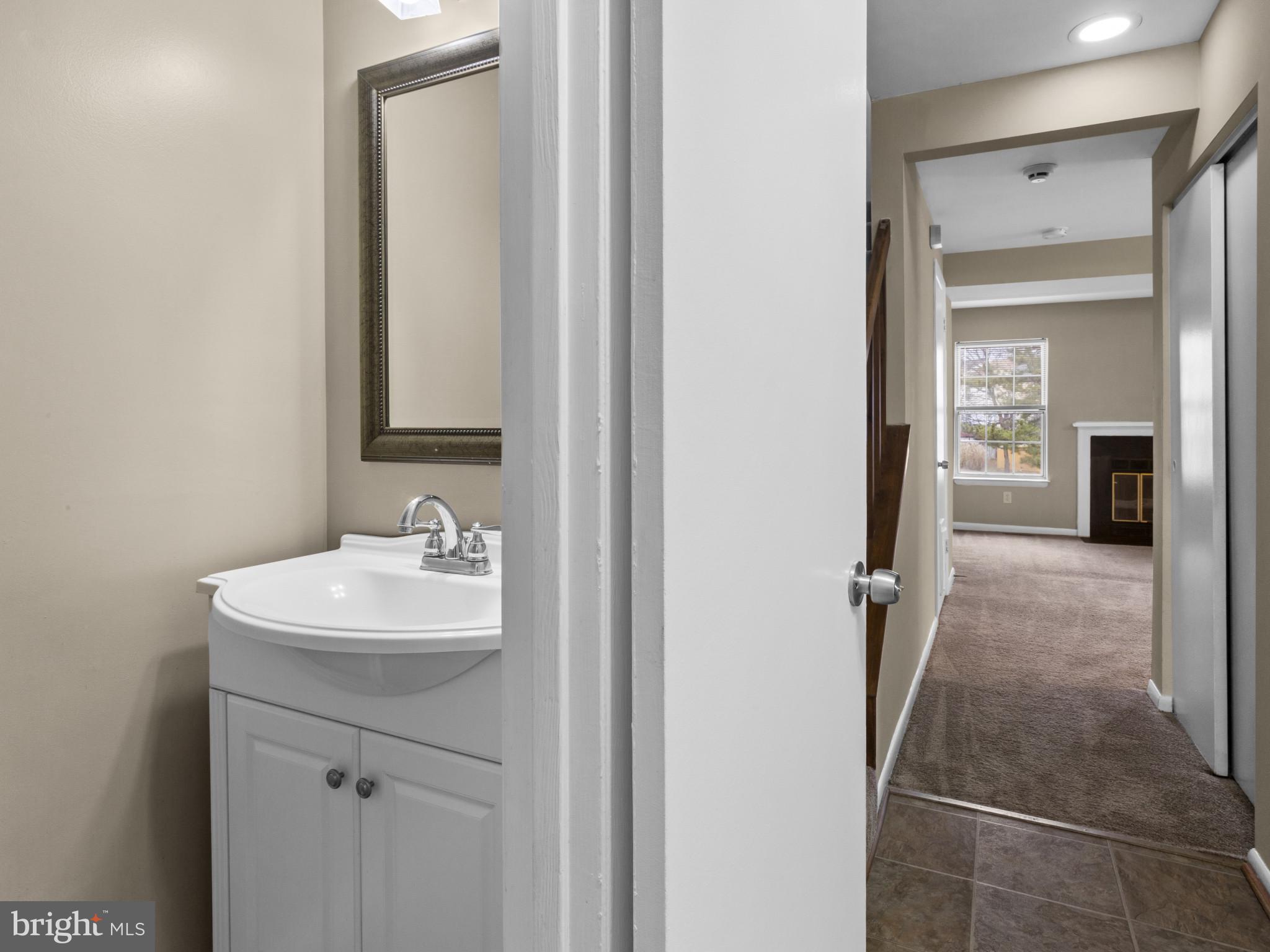 Real estate listing preview #8