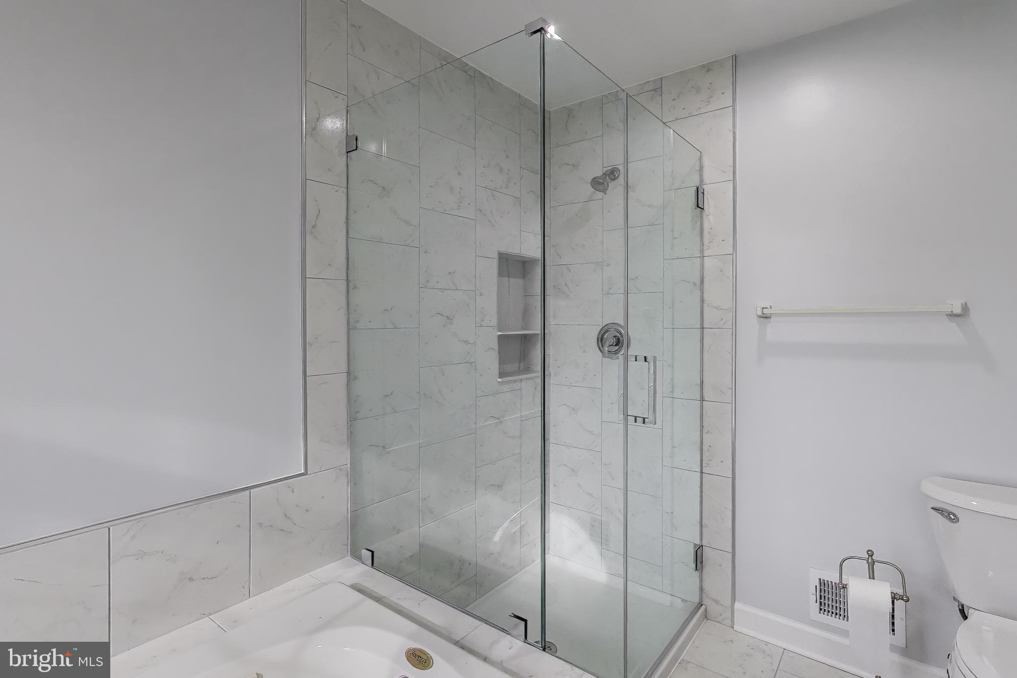 Real estate listing preview #28