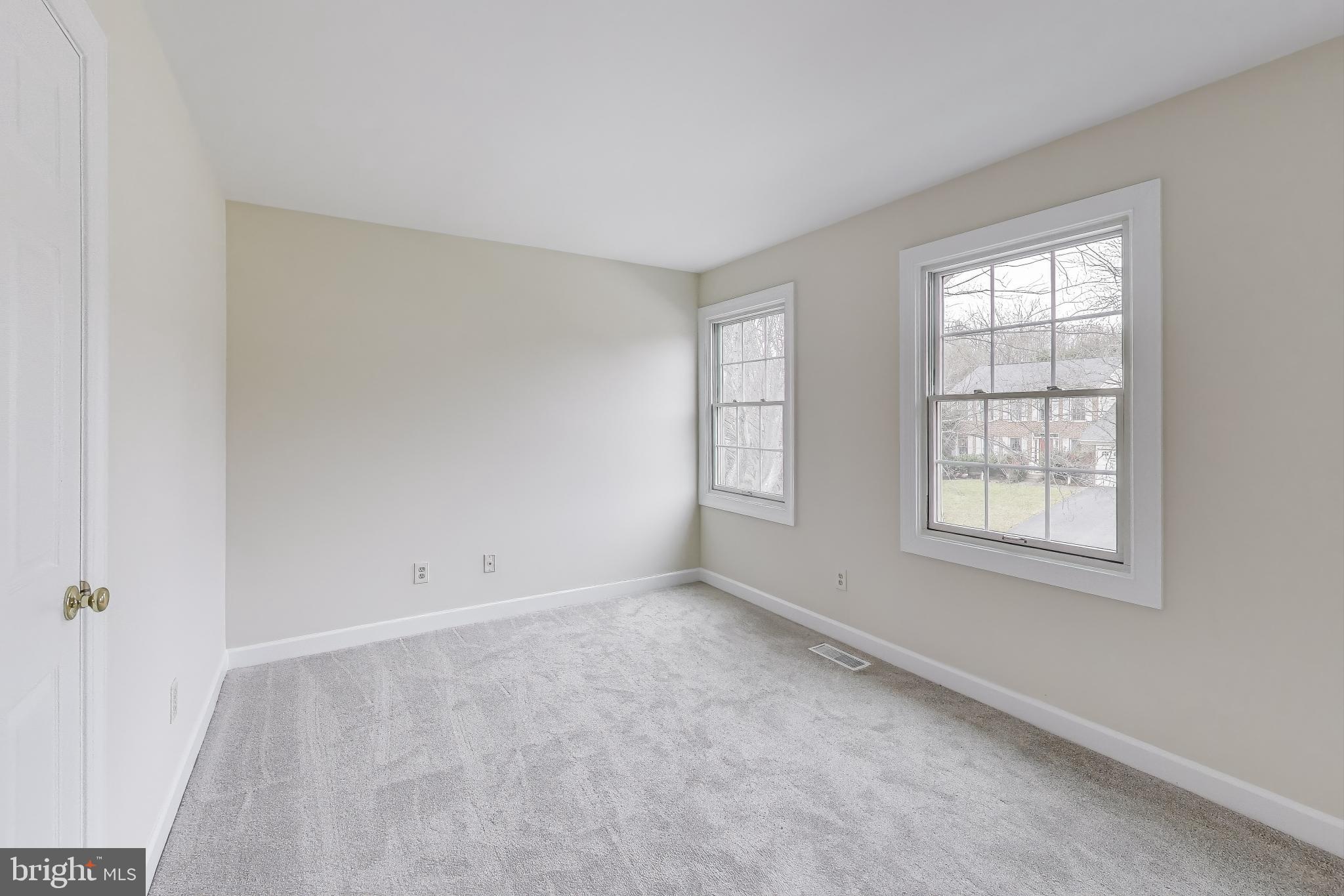 Real estate listing preview #34