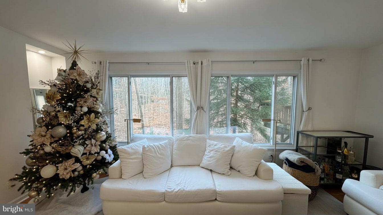 Real estate listing preview #6