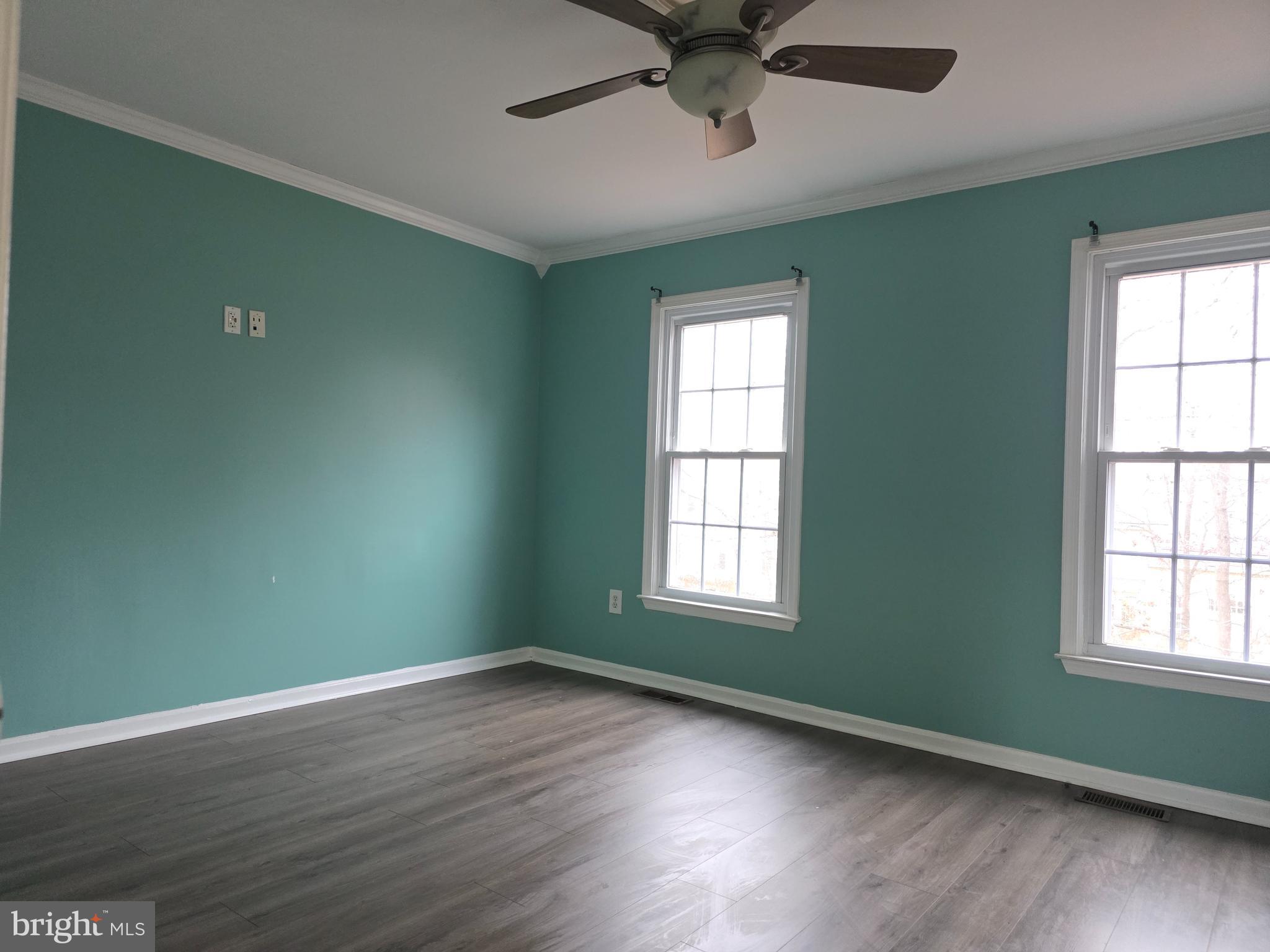 Real estate listing preview #10