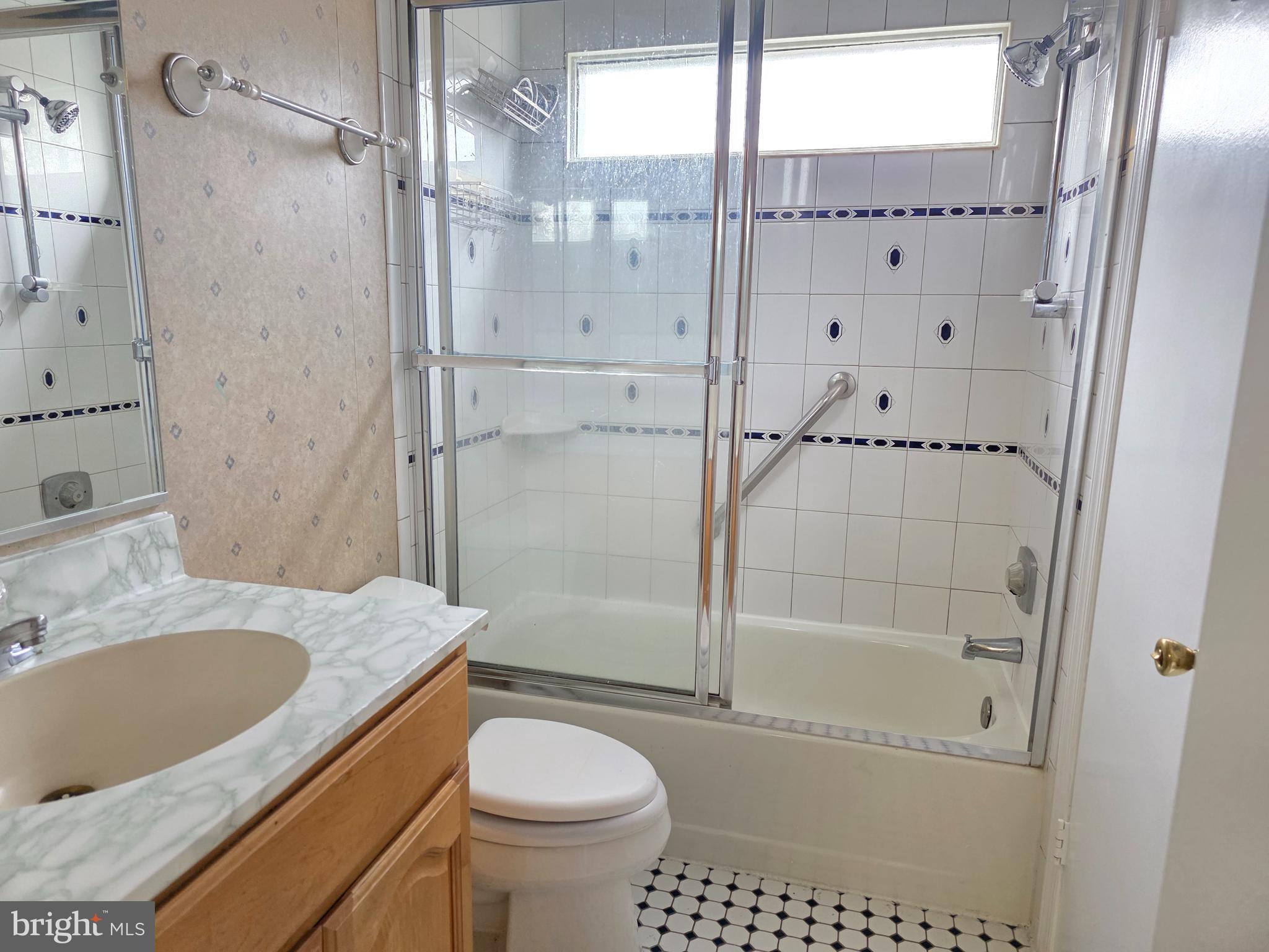 Real estate listing preview #17