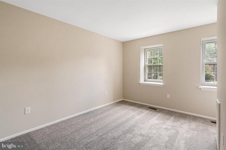 Real estate listing preview #7