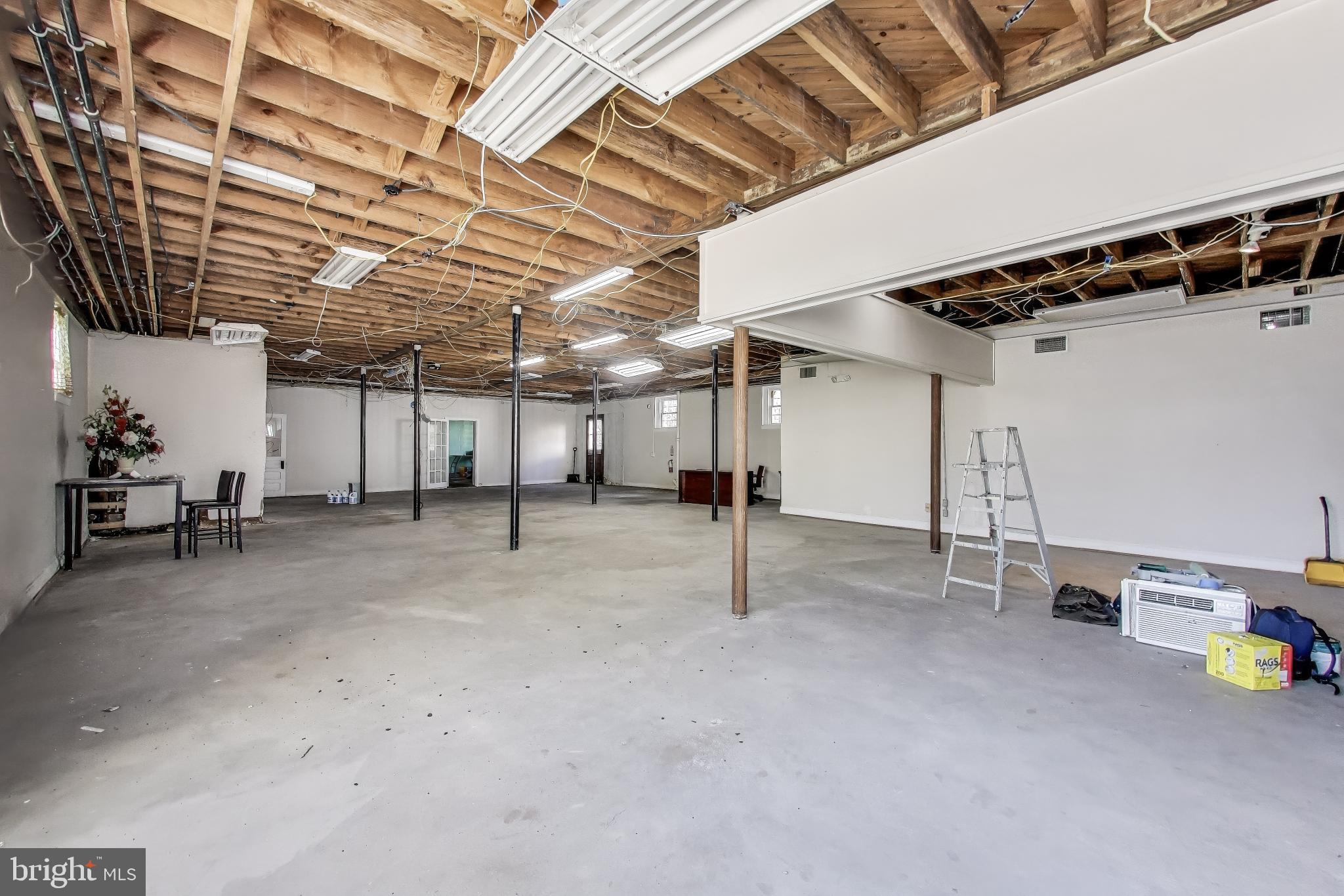 Real estate listing preview #3