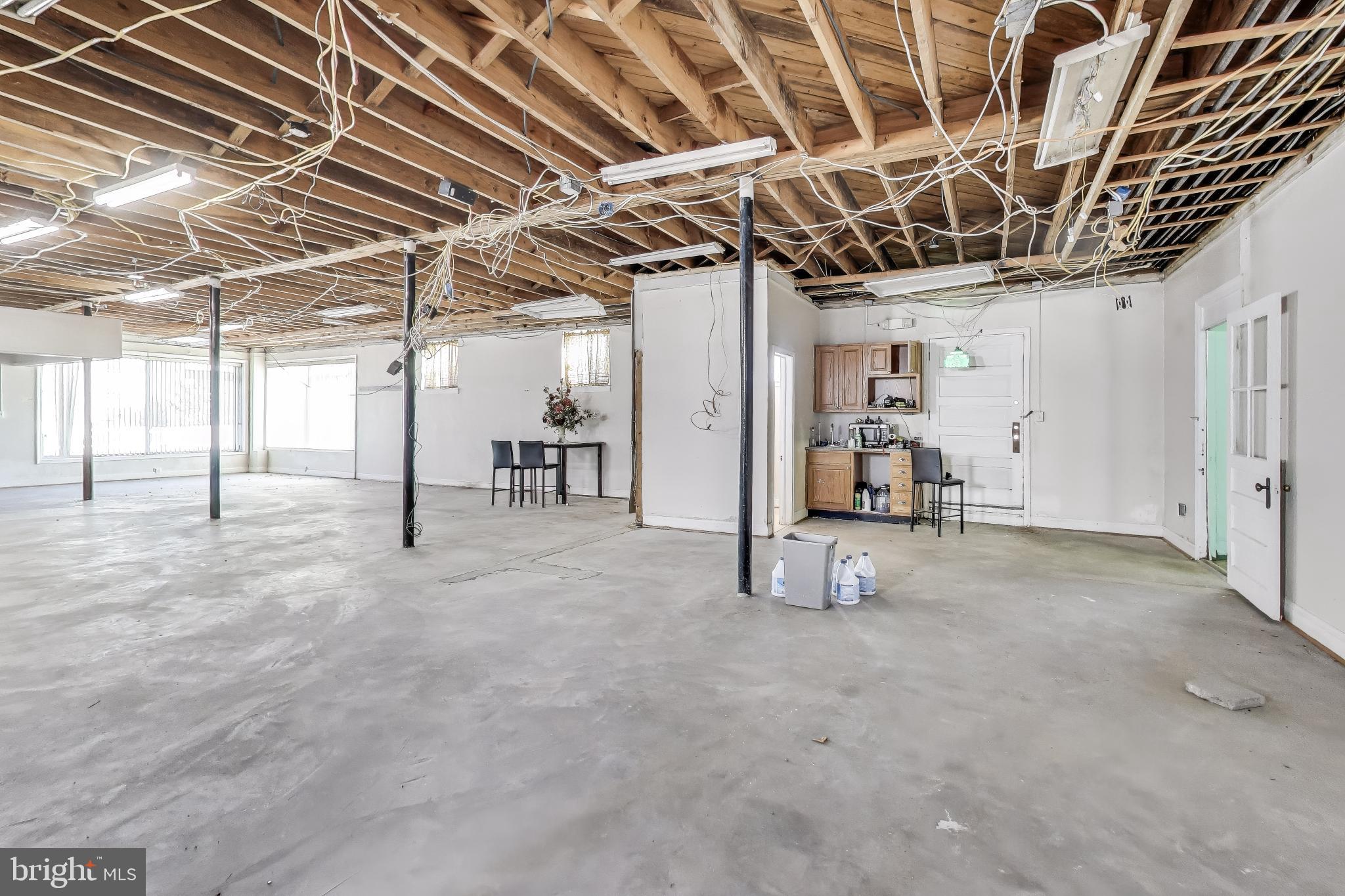 Real estate listing preview #5