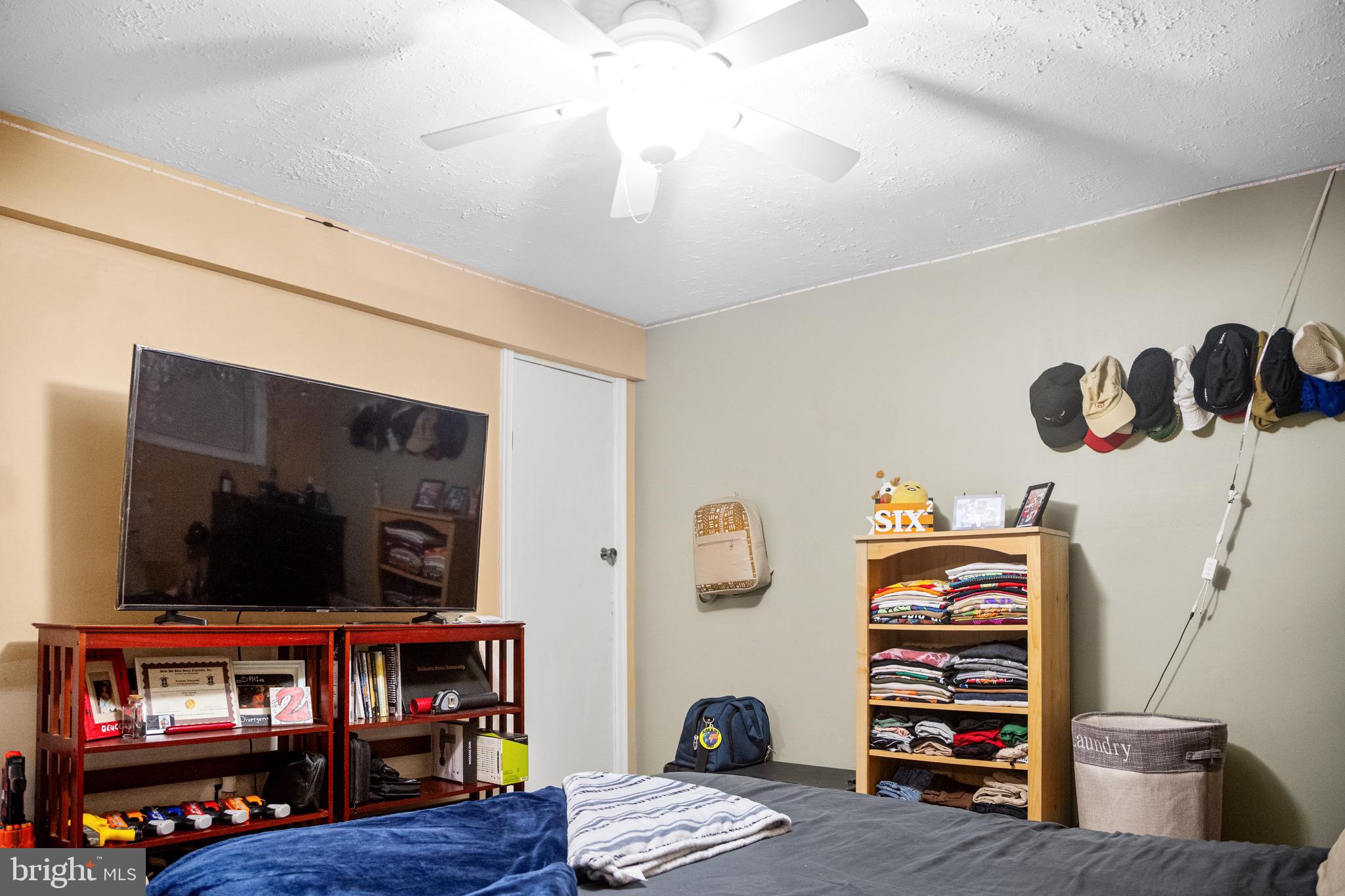 Real estate listing preview #18