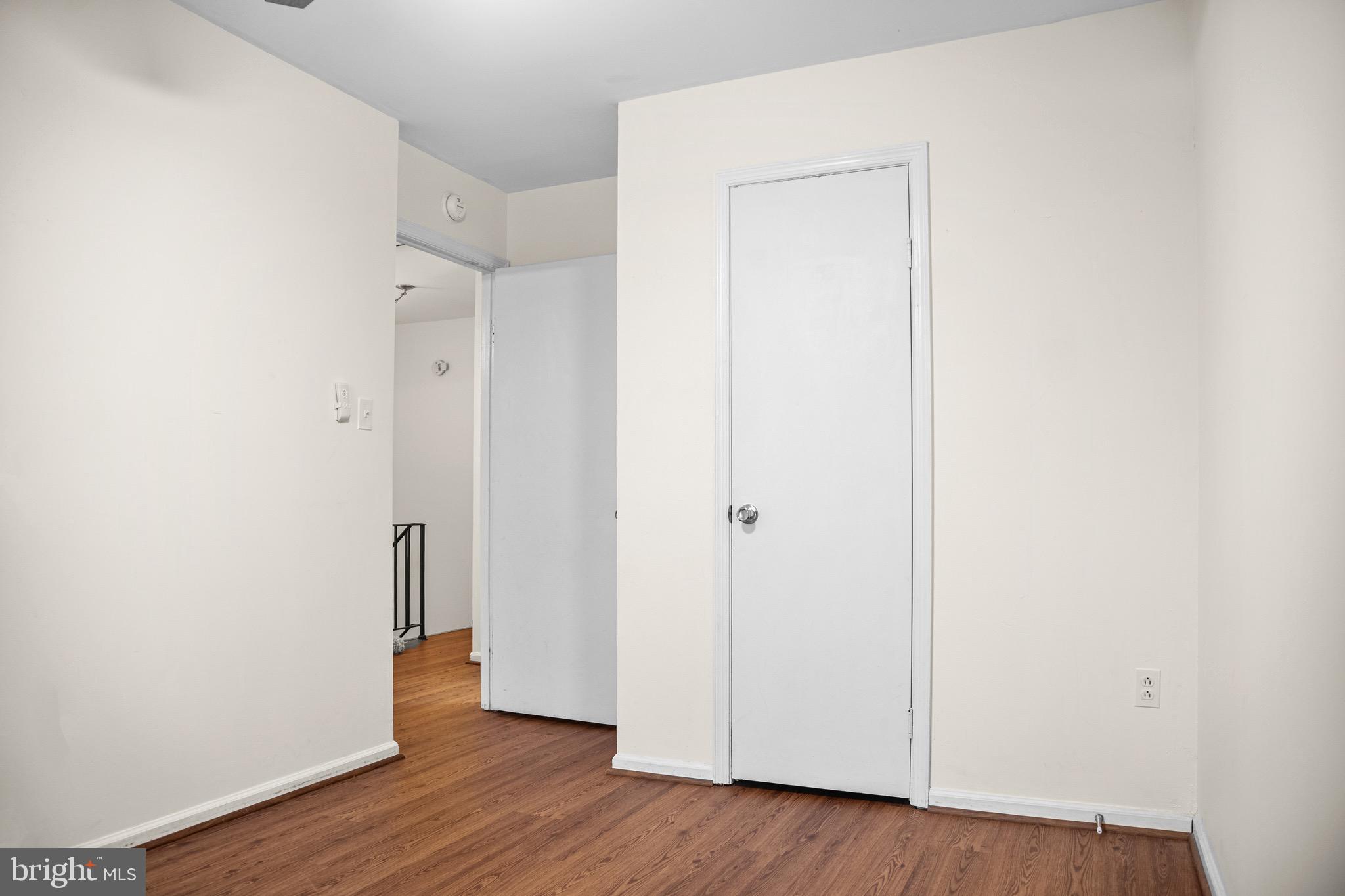 Real estate listing preview #12