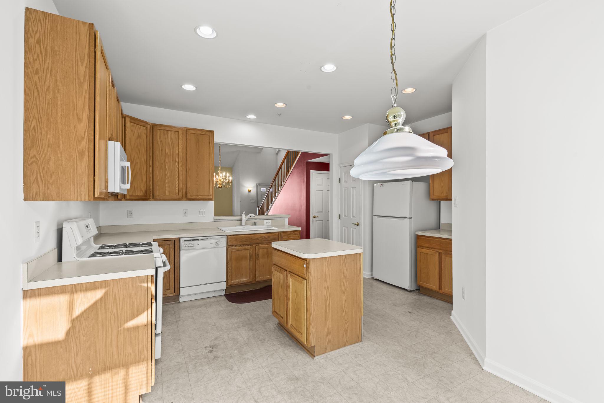 Real estate listing preview #2