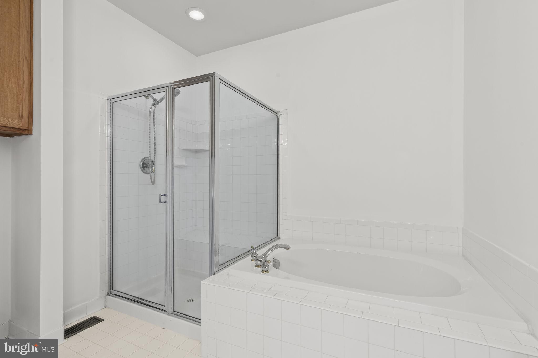 Real estate listing preview #15