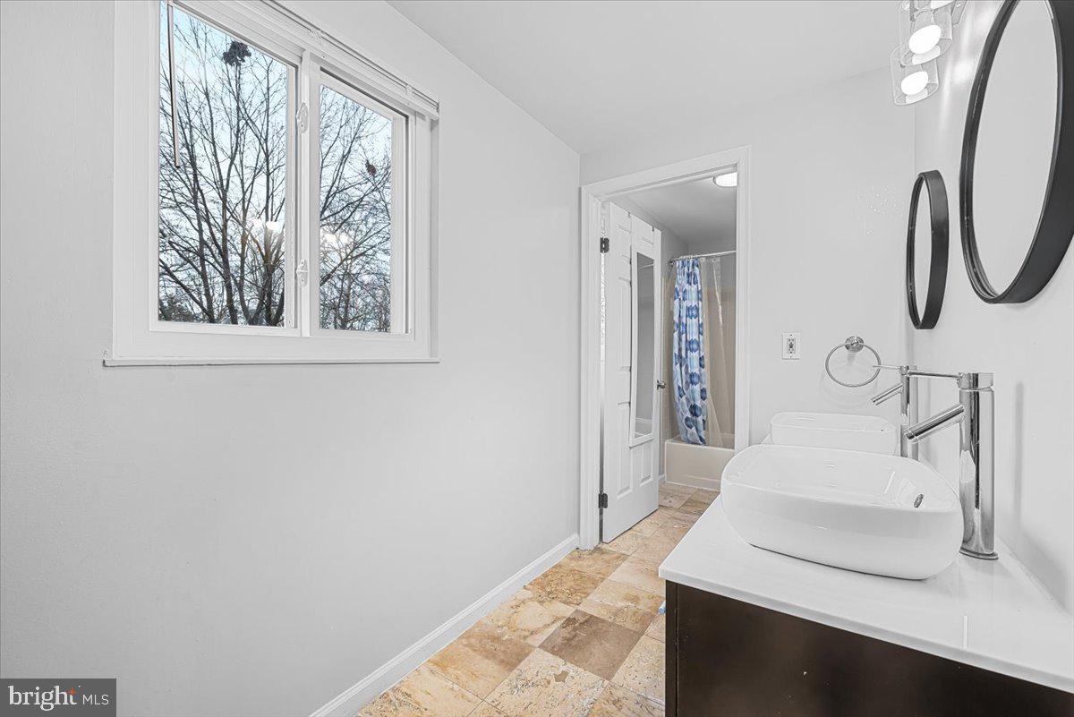 Real estate listing preview #22