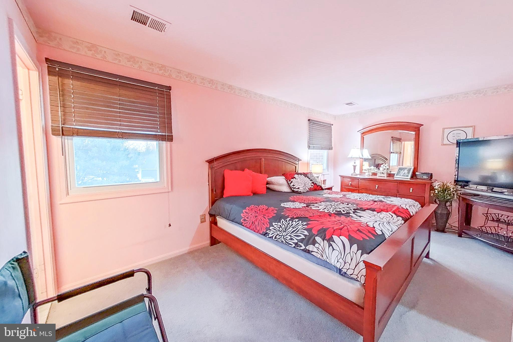 Real estate listing preview #19