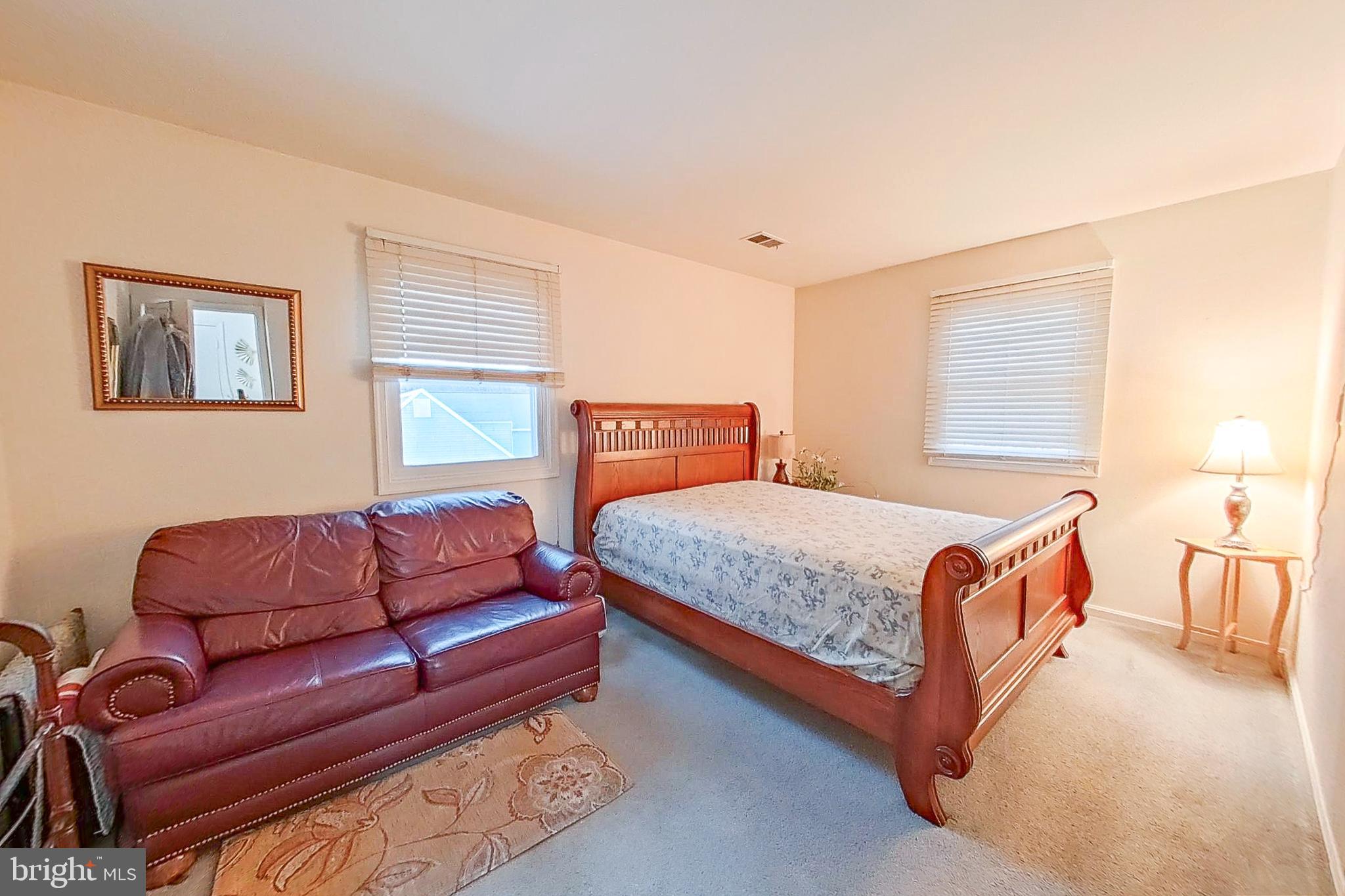 Real estate listing preview #24