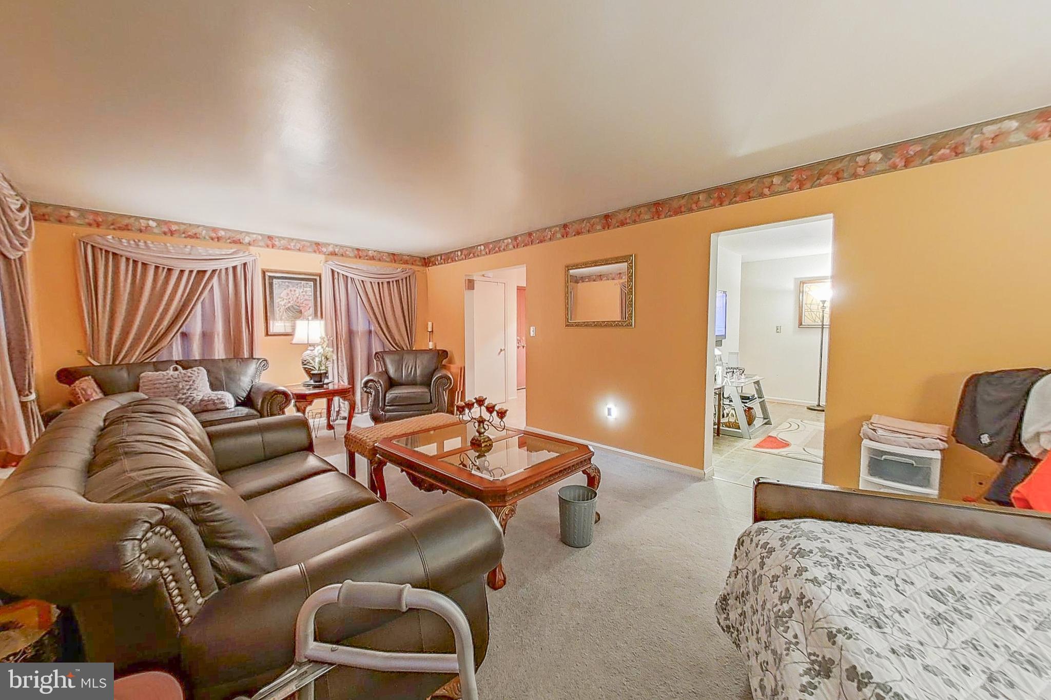 Real estate listing preview #11