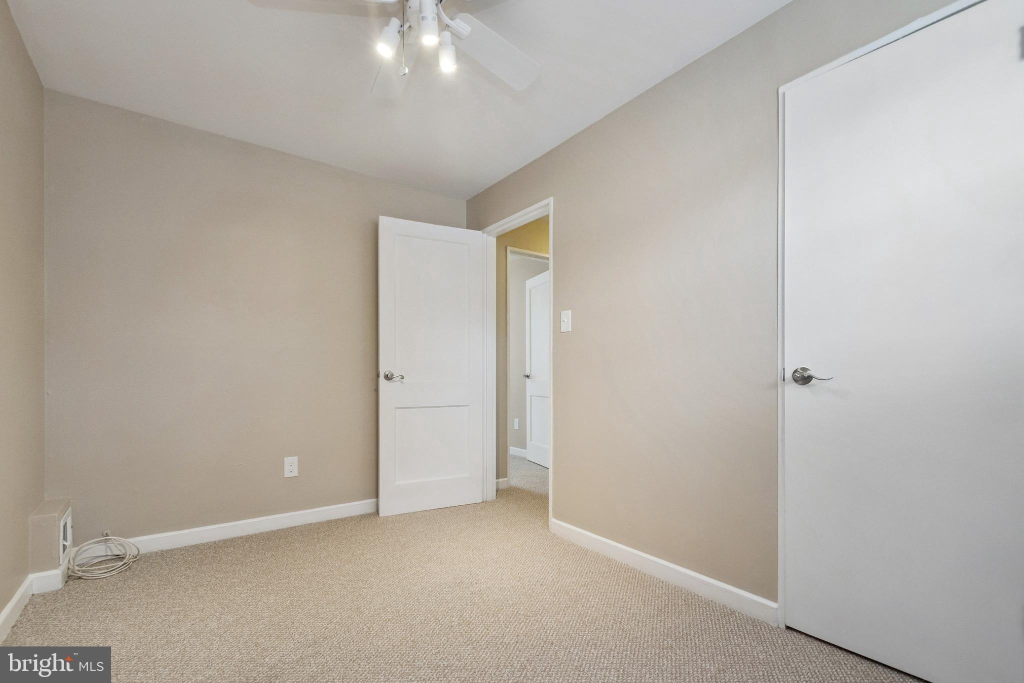 Real estate listing preview #16