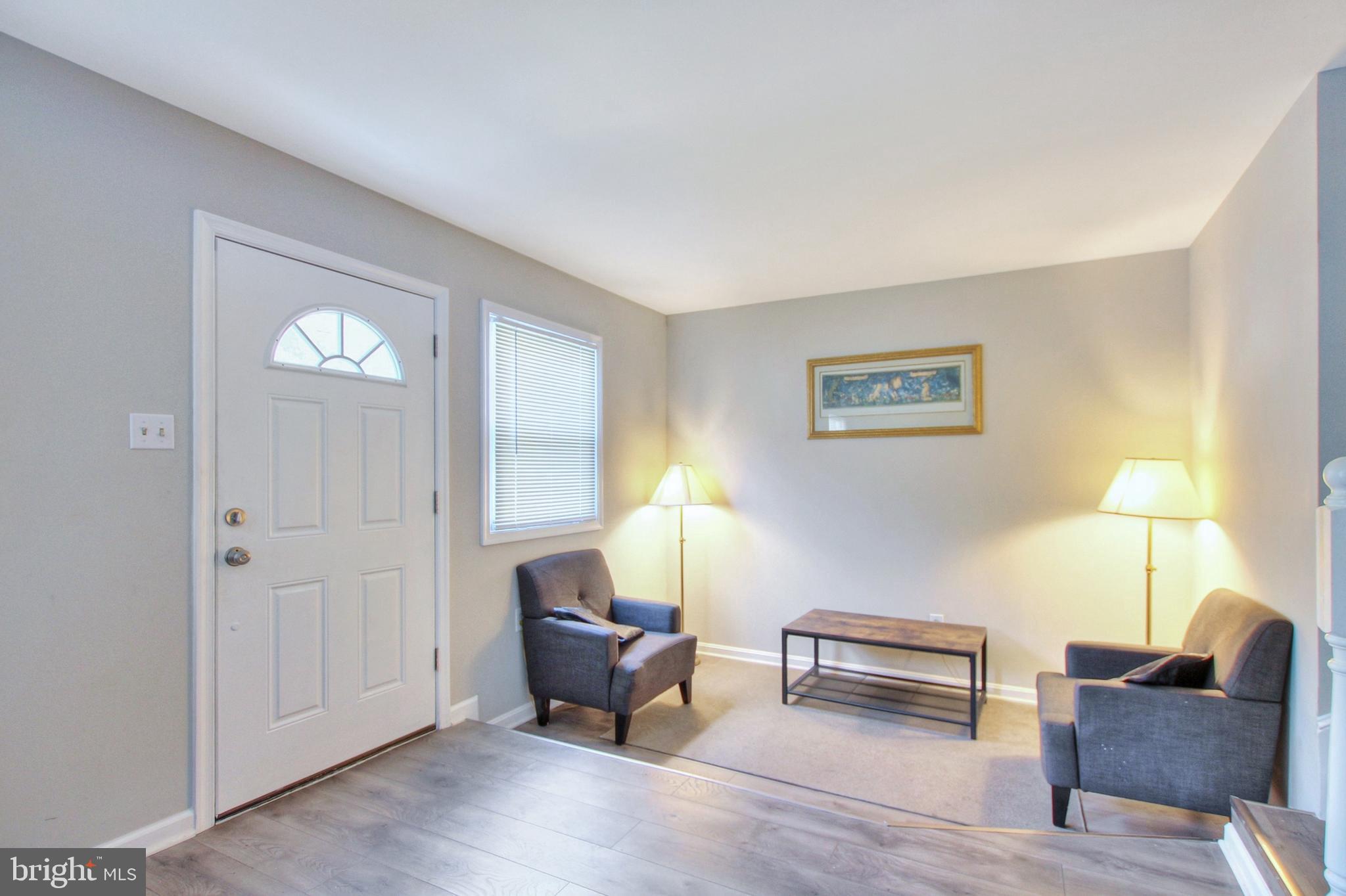 Real estate listing preview #6