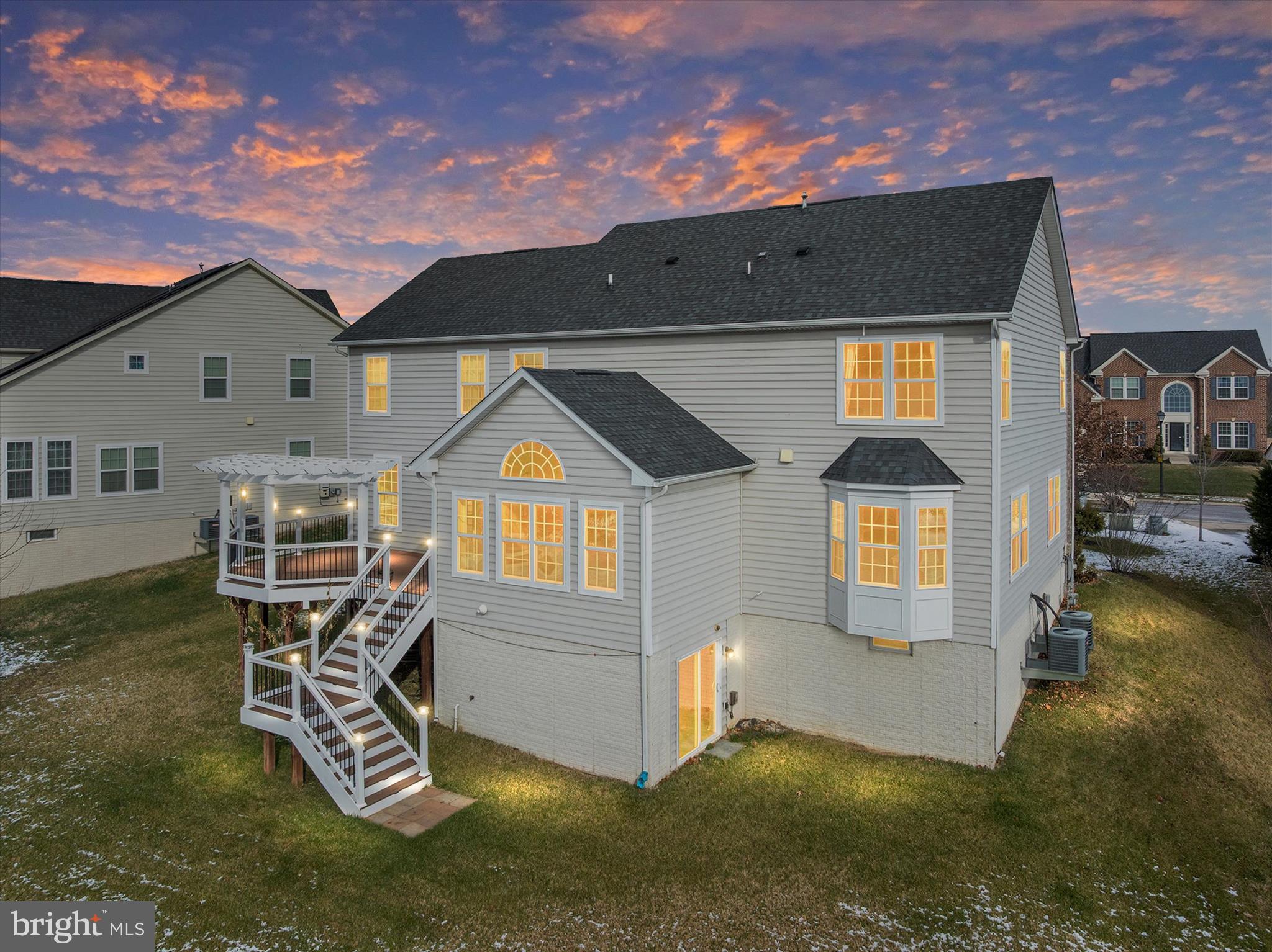 Real estate listing preview #4