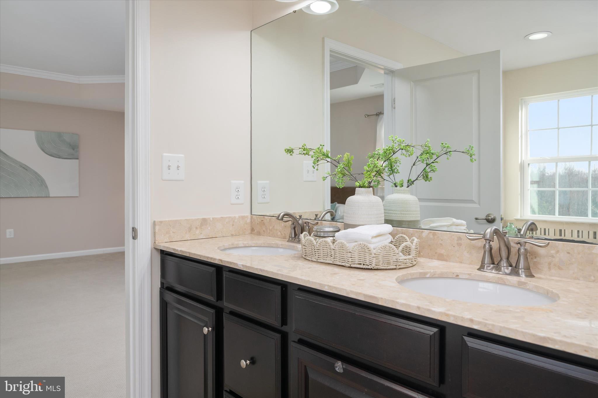 Real estate listing preview #37