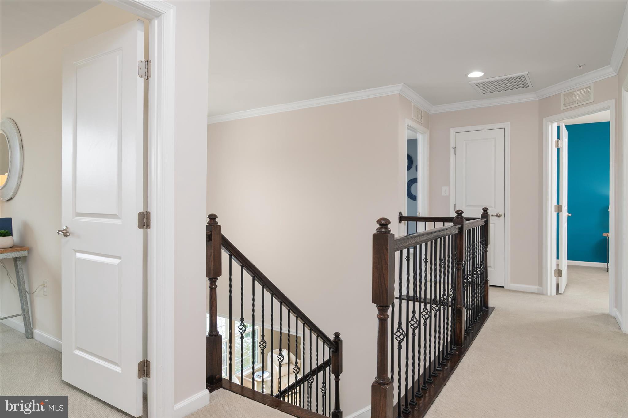 Real estate listing preview #24