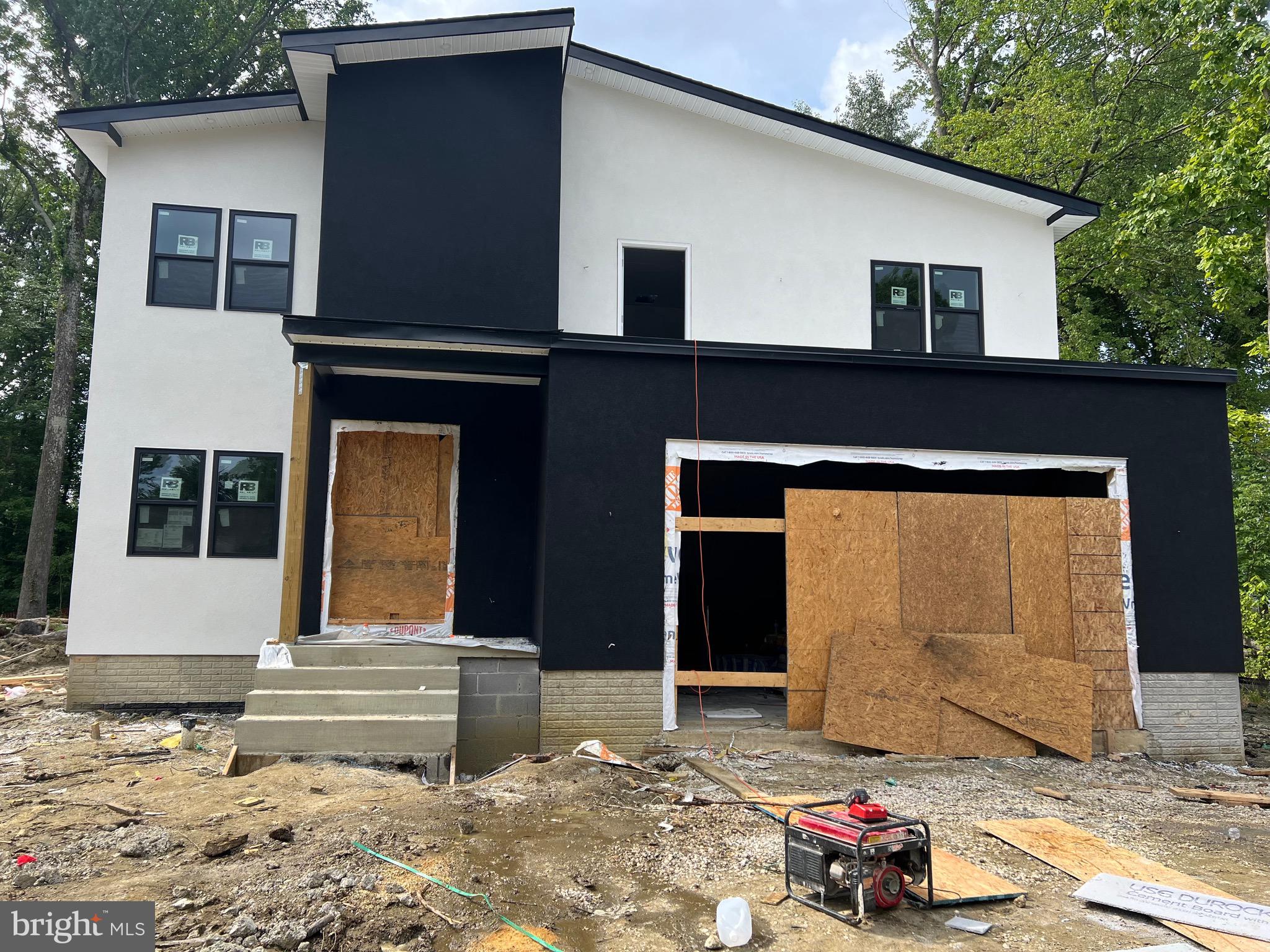 Real estate listing preview #4