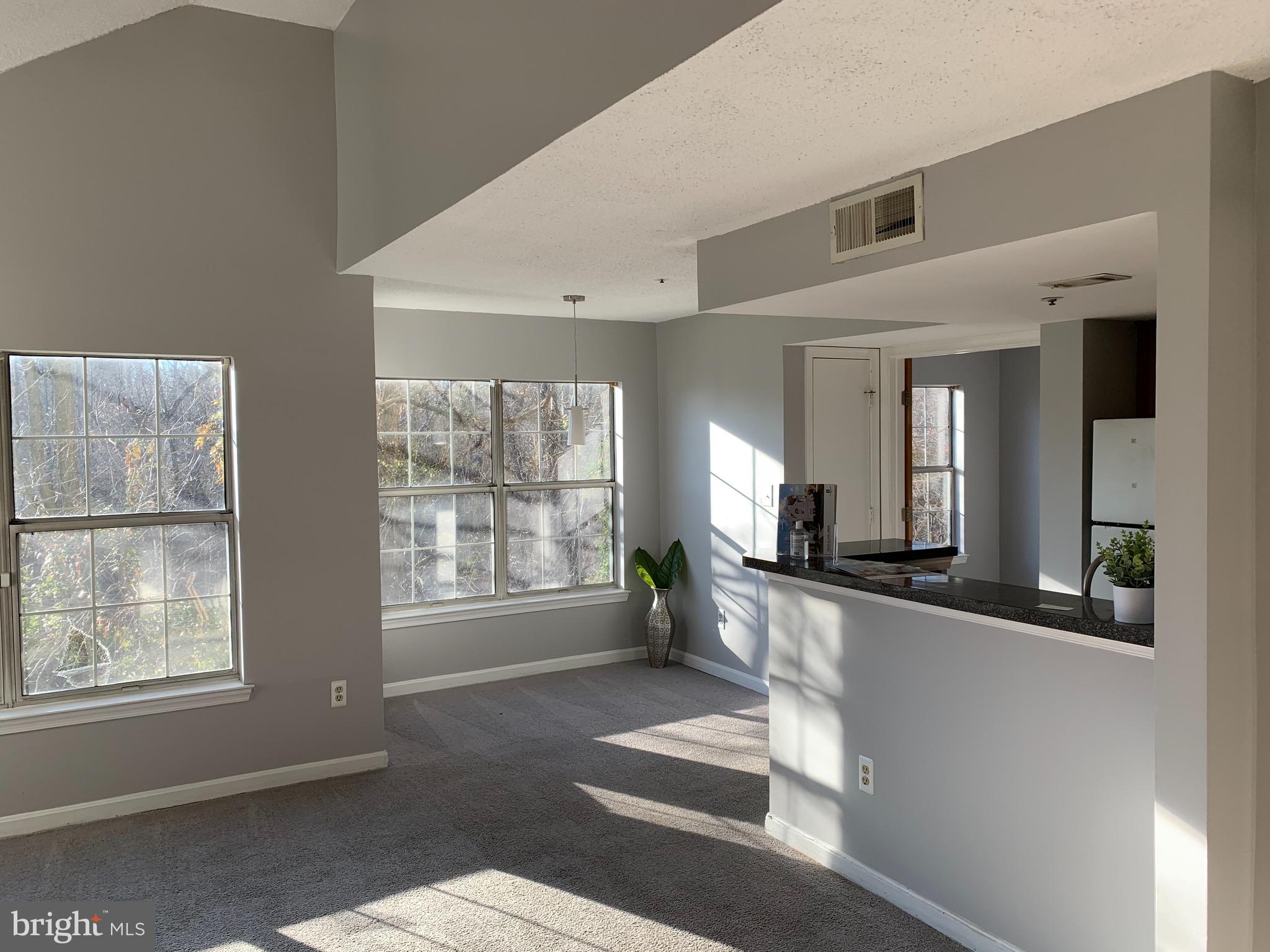 Real estate listing preview #5