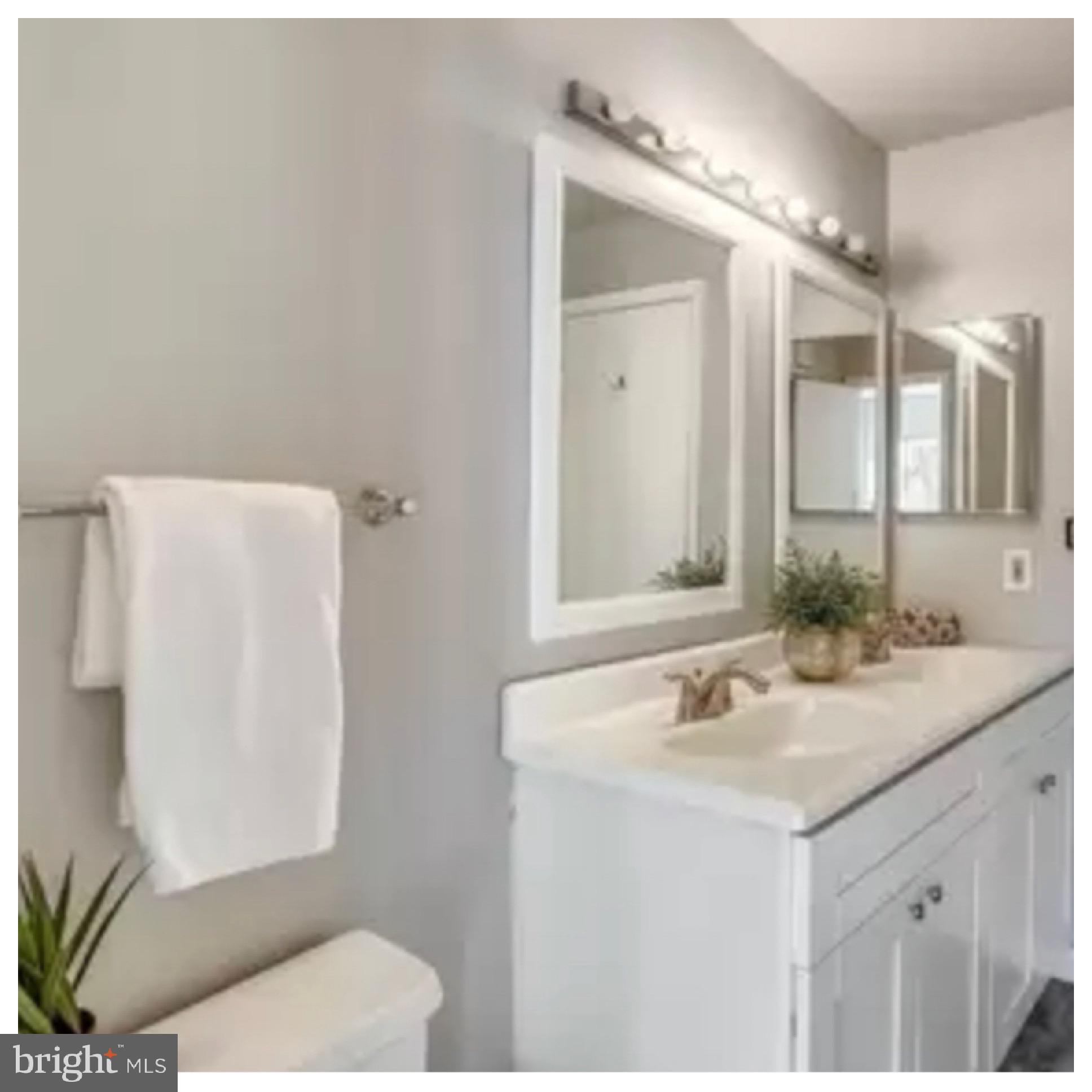 Real estate listing preview #7