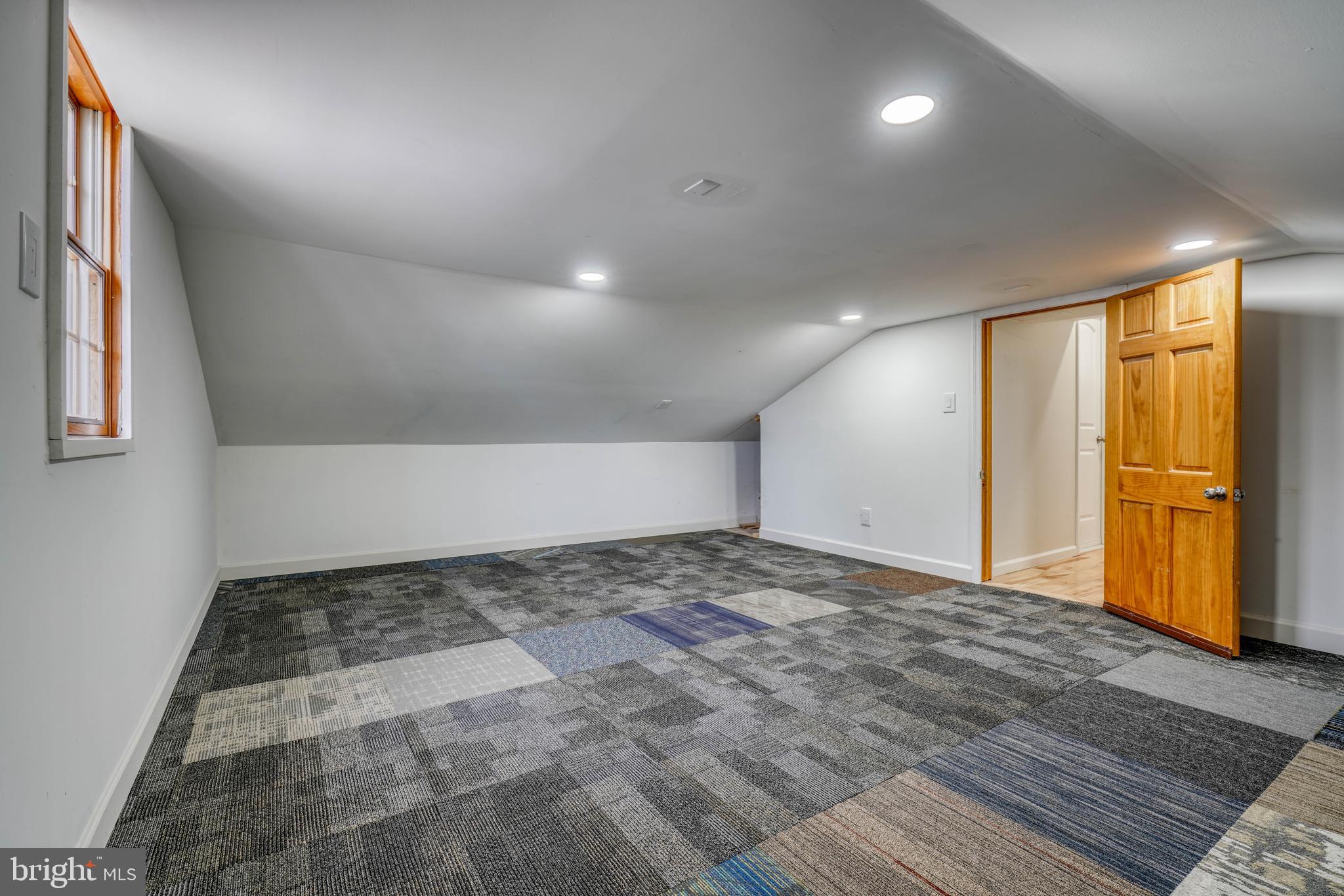 Real estate listing preview #36