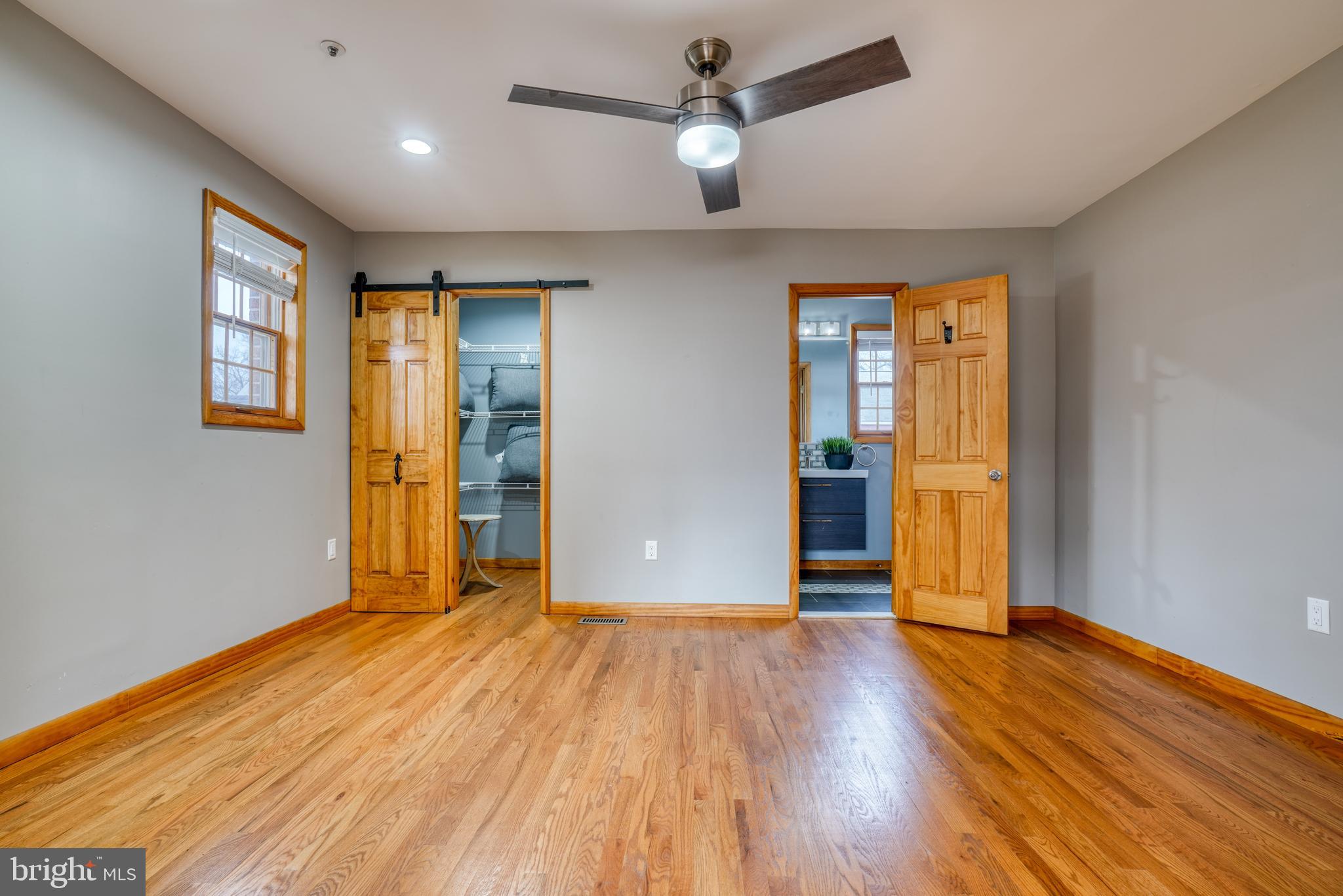 Real estate listing preview #17