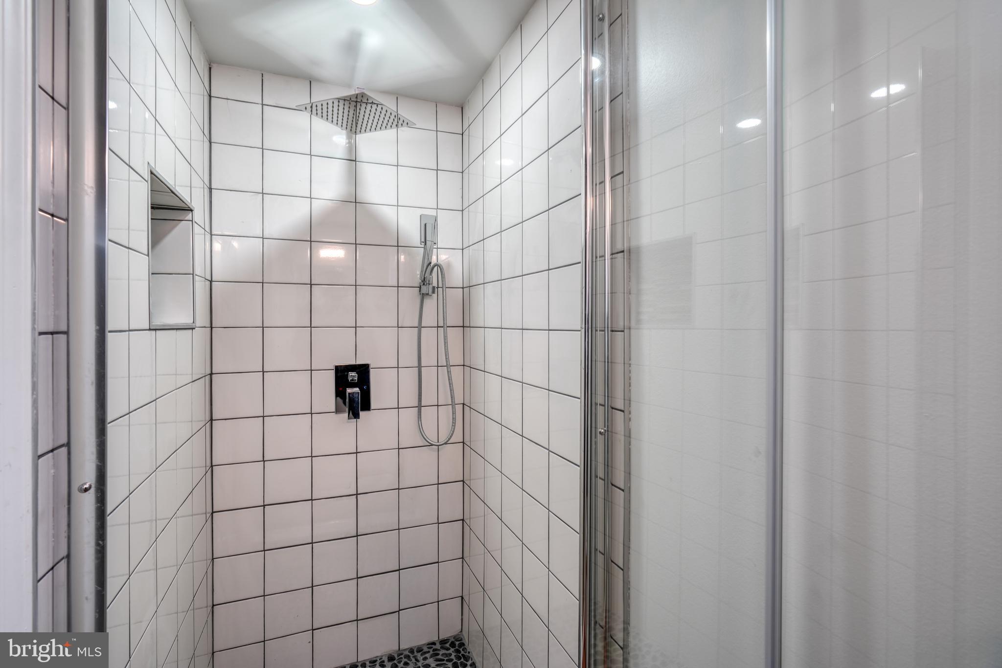 Real estate listing preview #56