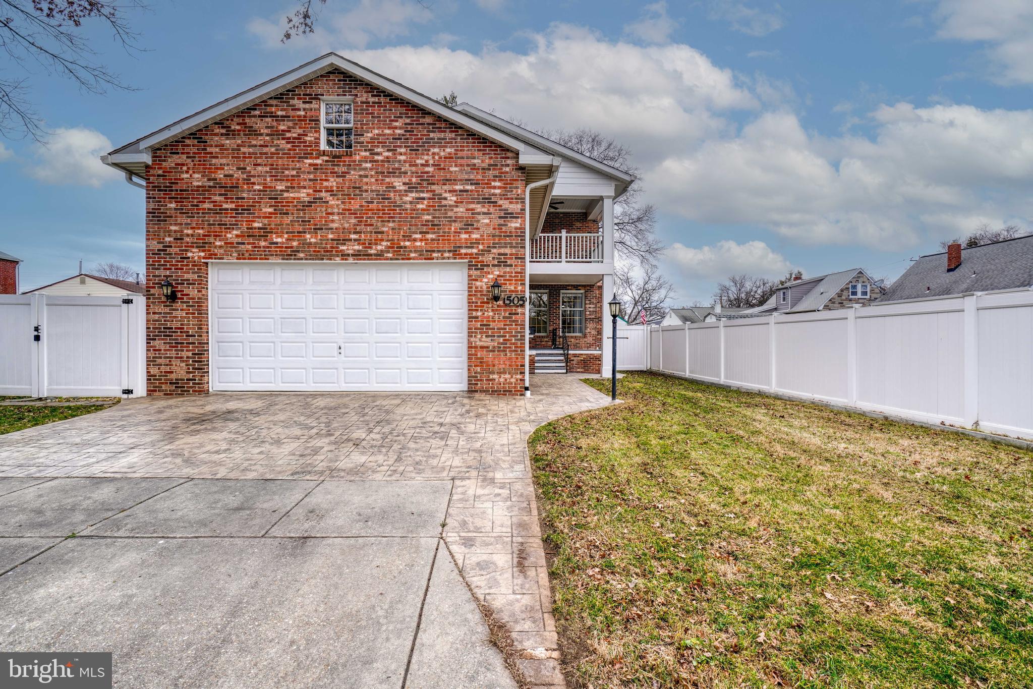 Real estate listing preview #3