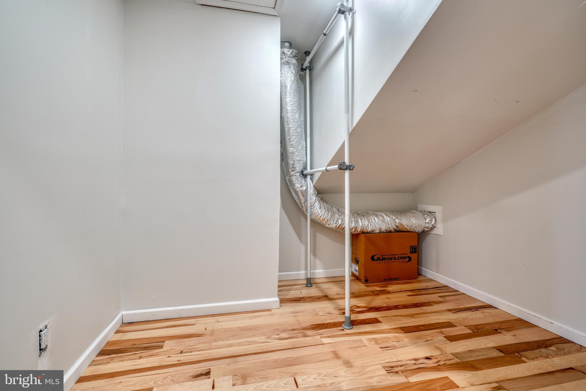 Real estate listing preview #37