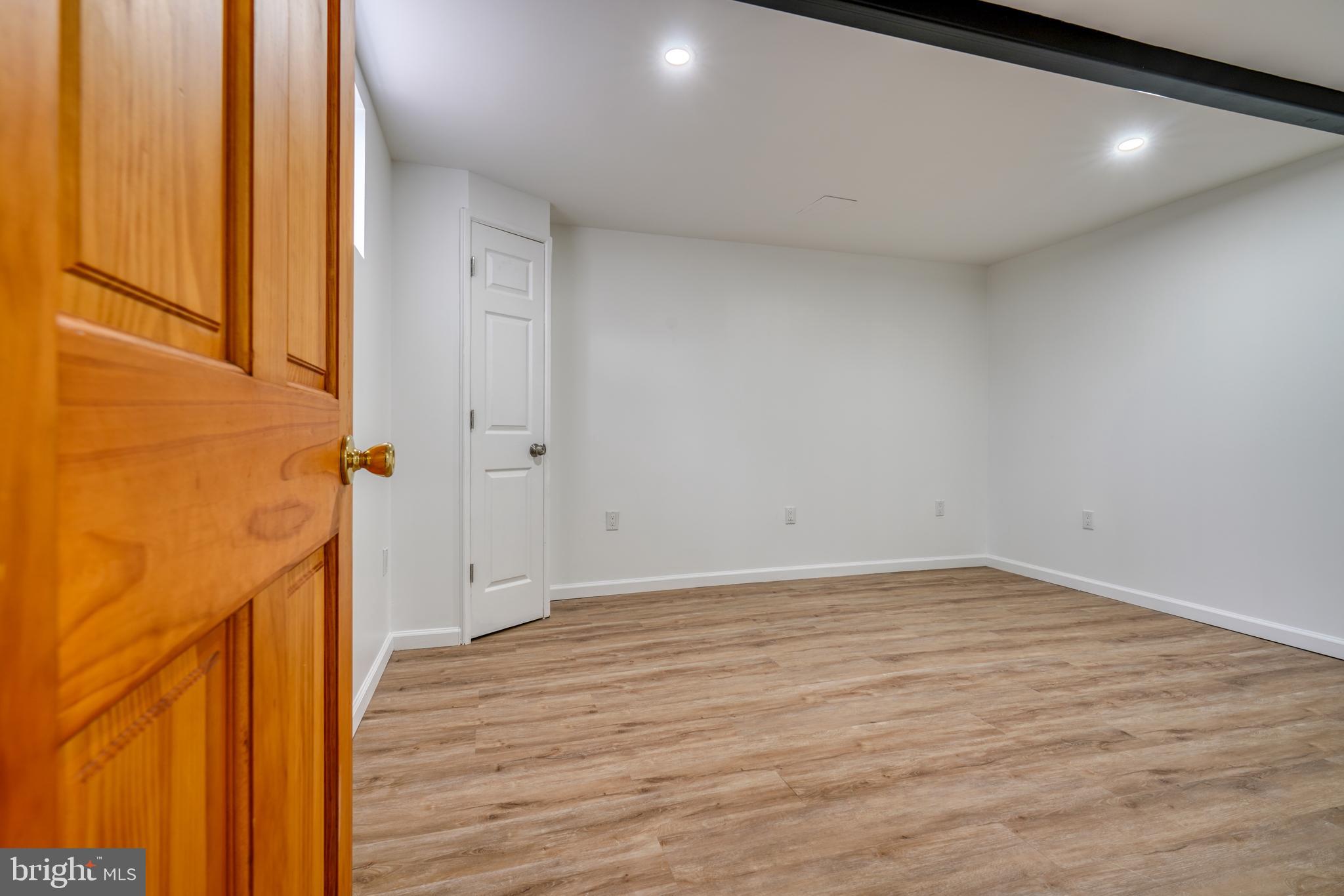 Real estate listing preview #53