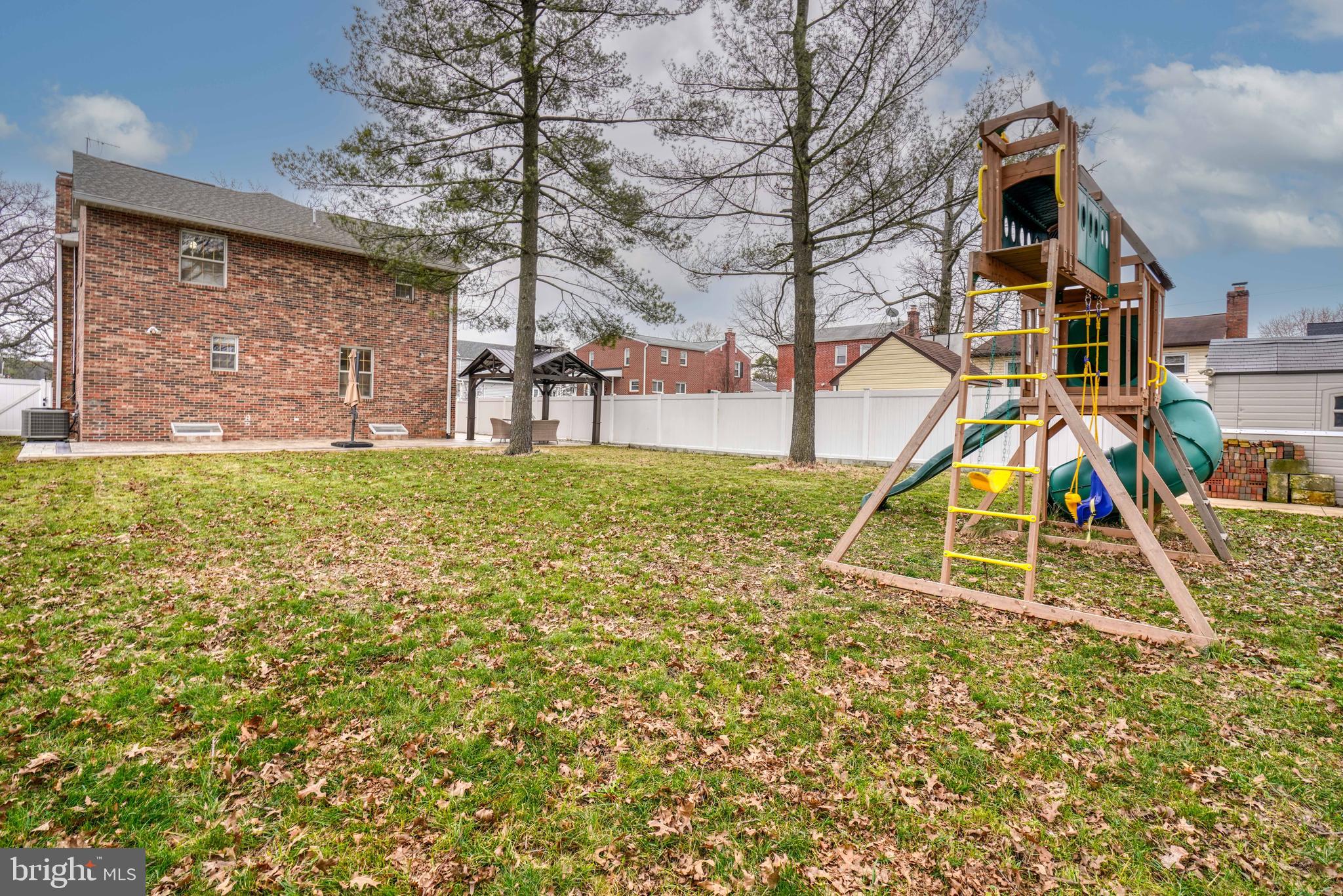 Real estate listing preview #63